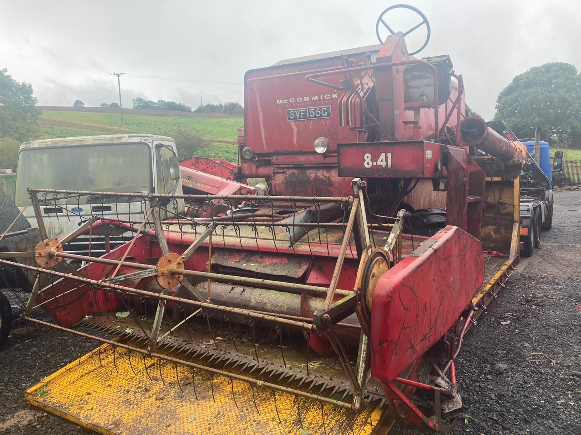 McCORMICK 8-41 COMBINE HARVESTER