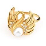 Ring "Schwan" mit Zuchtperle, Brillanten und Rubin