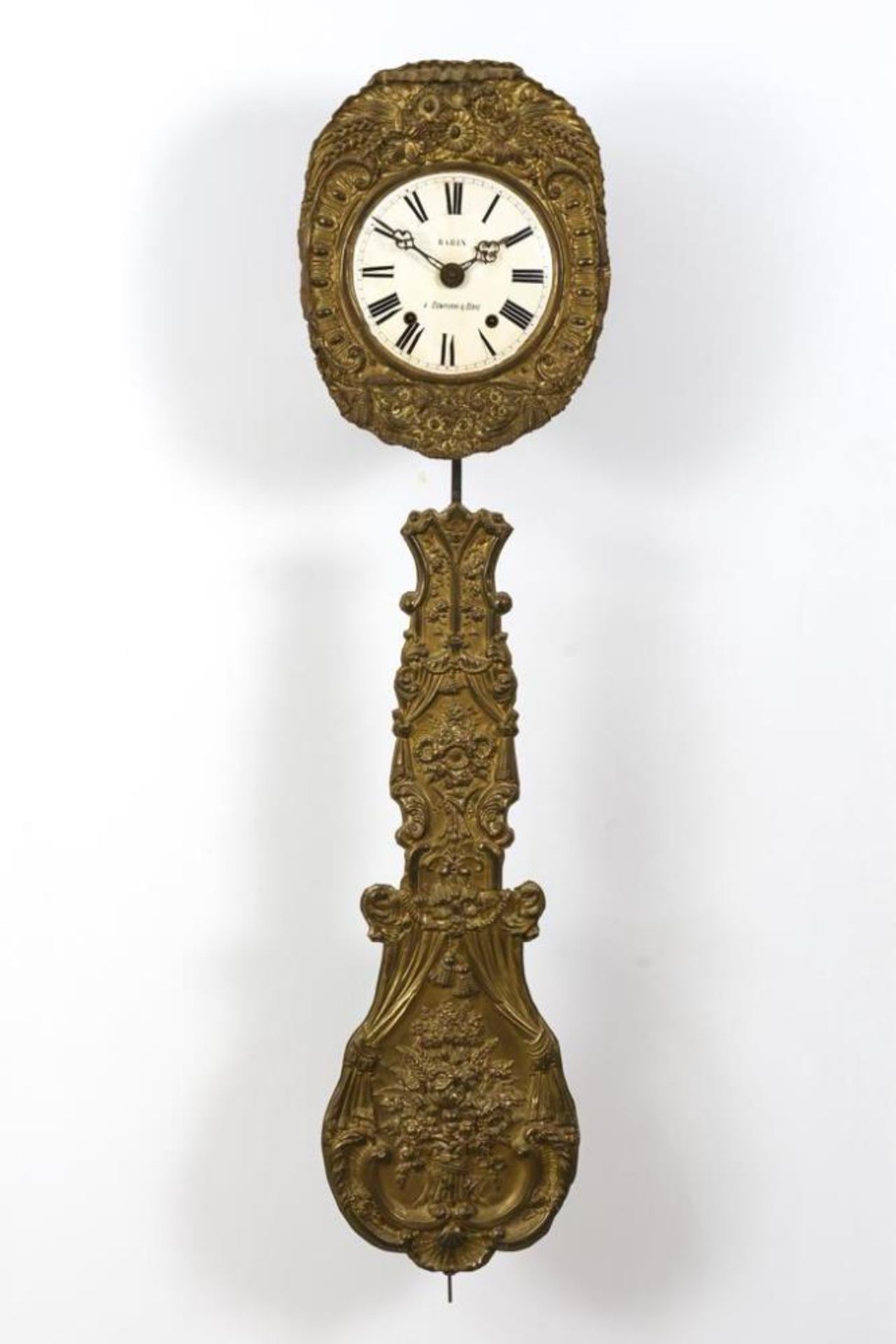 Comtoise-Uhr mit Prunkpendel