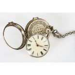 Große silberne Taschenuhr mit Uhrenkette