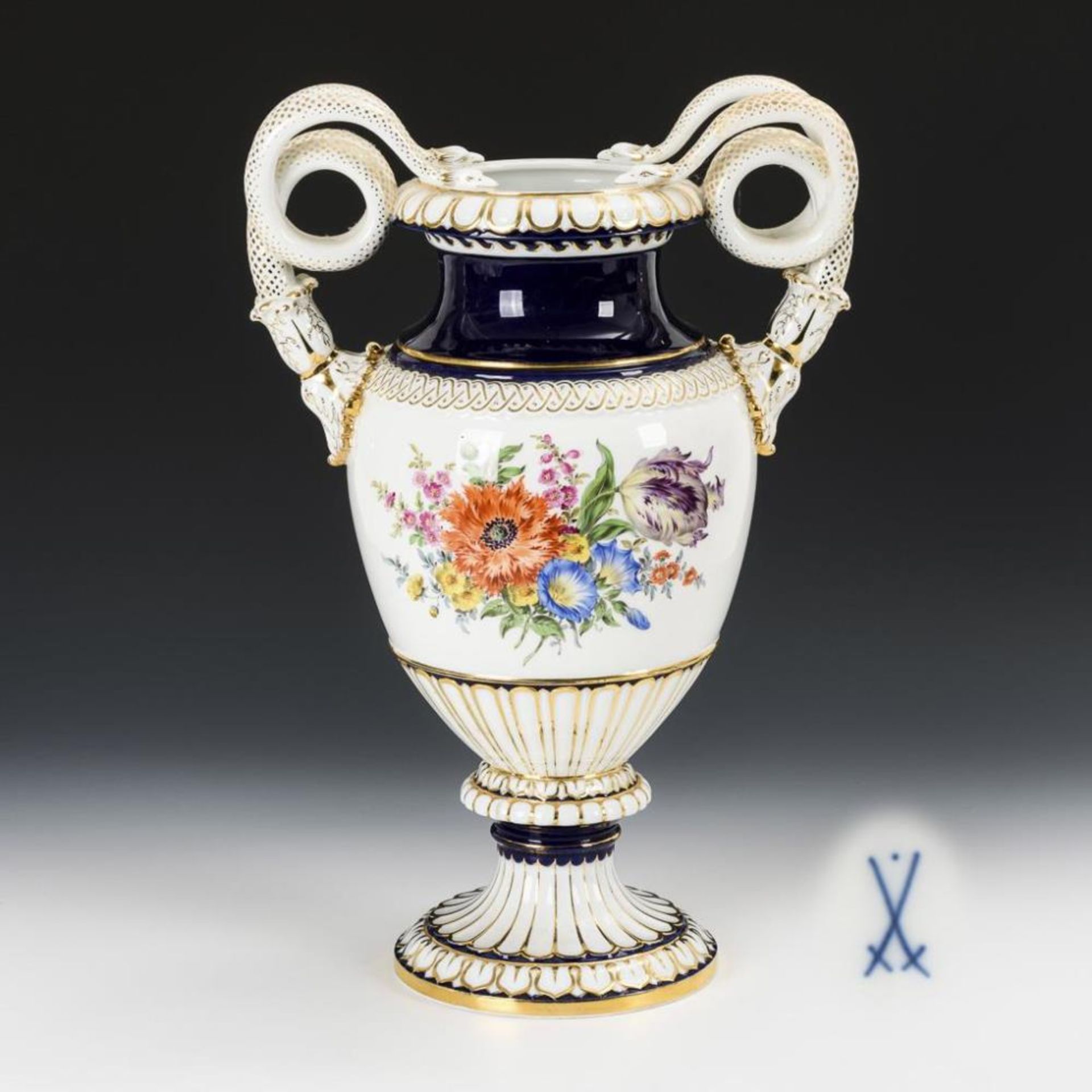 Schlangenhenkelvase