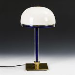 Tischlampe im Bauhaus-Stil