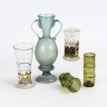 Vase, Bierglas, Deckelglas und 2 Becher