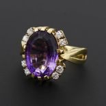 Ring mit Amethyst und Brillanten