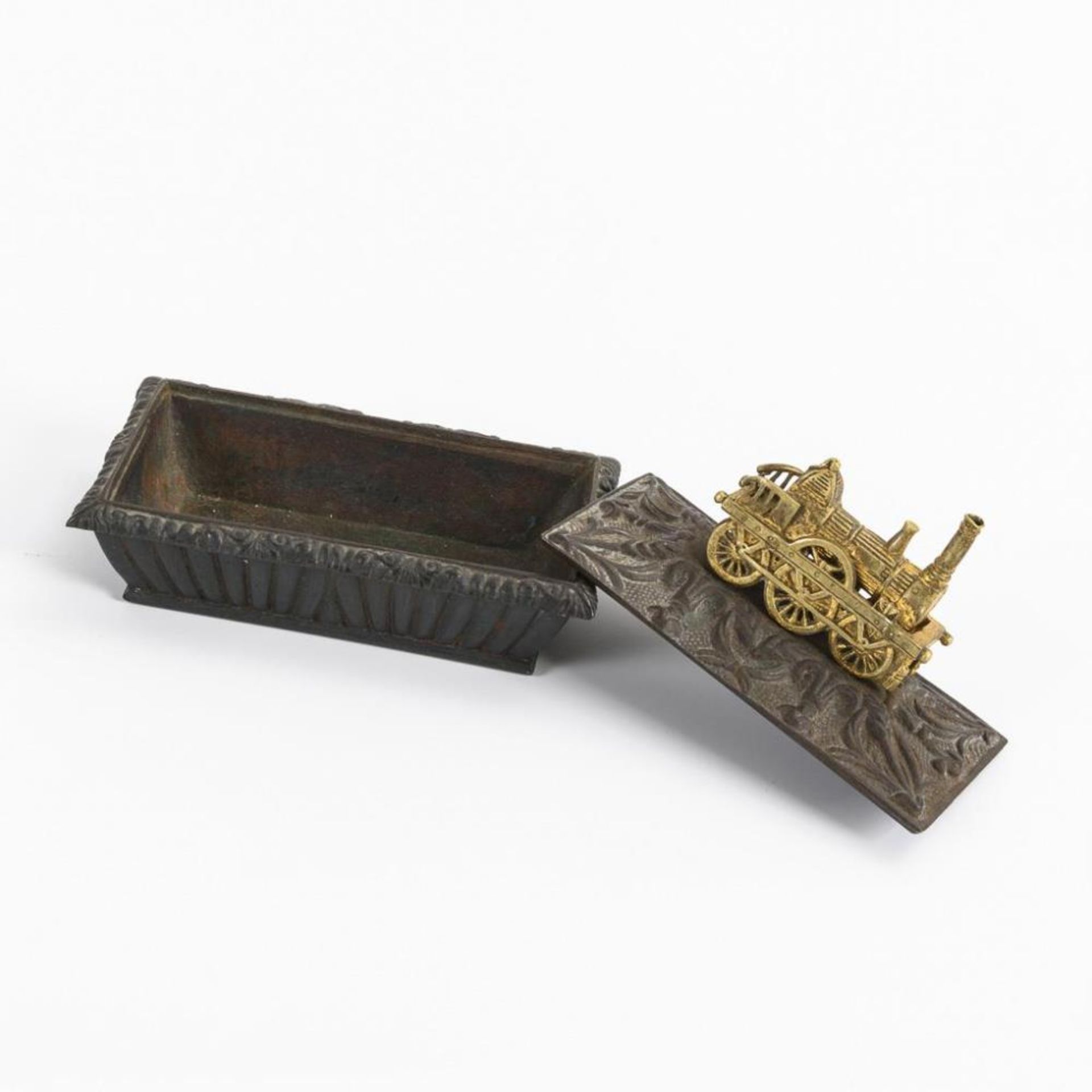 Kleine seltene Eisenguss-Streichholzdose mit Lokomotive - Bild 2 aus 2