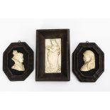 3 Elfenbein-Reliefs: Heilige Barbara und 2 Porträts.