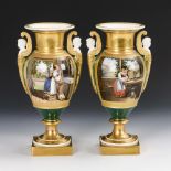 2 Biedermeier-Vasen mit Genremalerei.