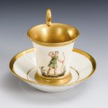 Tasse mit Figurenmalerei. Nymphenburg.