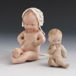 2 sitzende Aktions-Babys. Gebrüder Heubach.