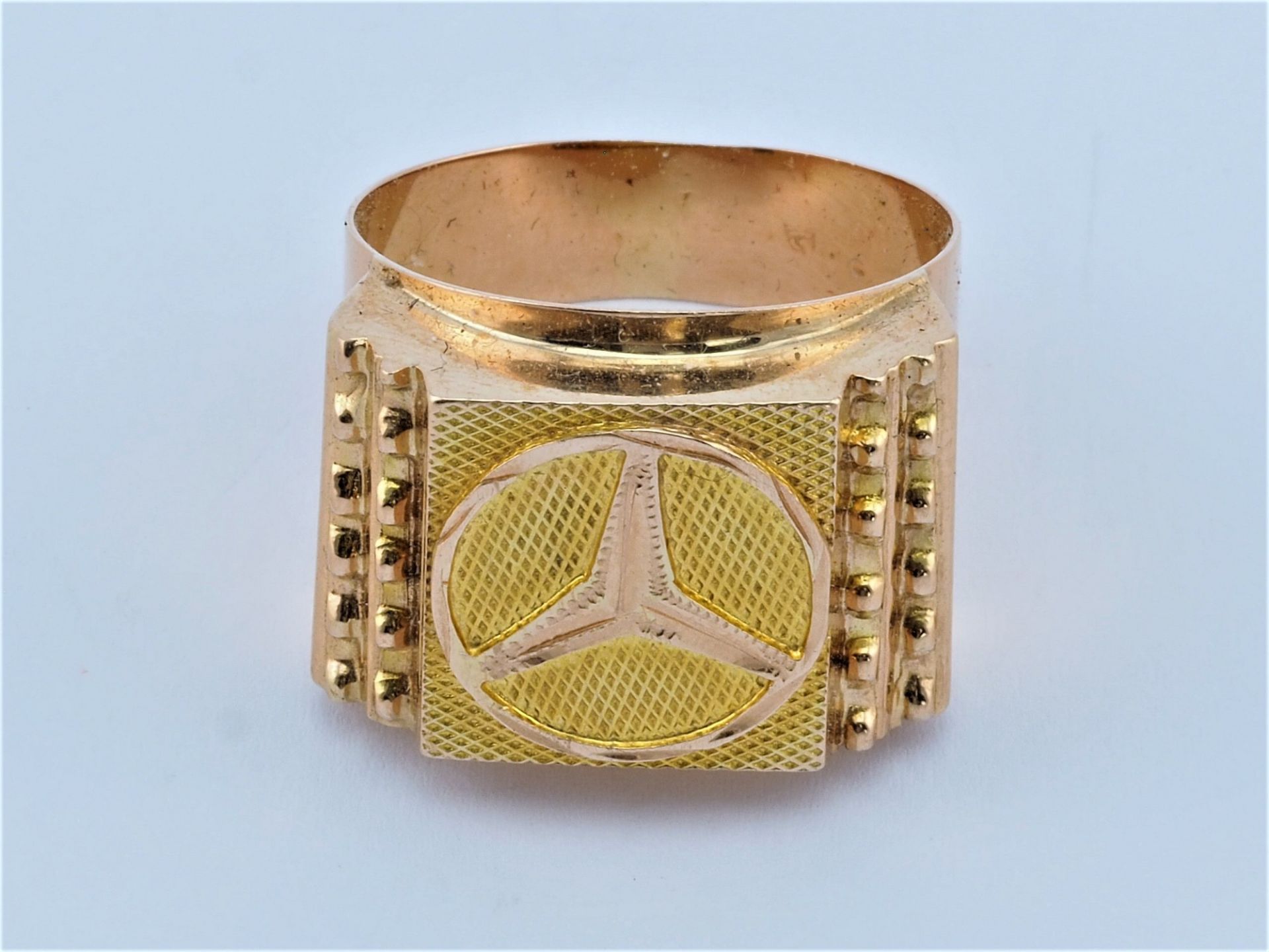 14kt gold ring, Mercedes-Benz motif - Image 2 of 2