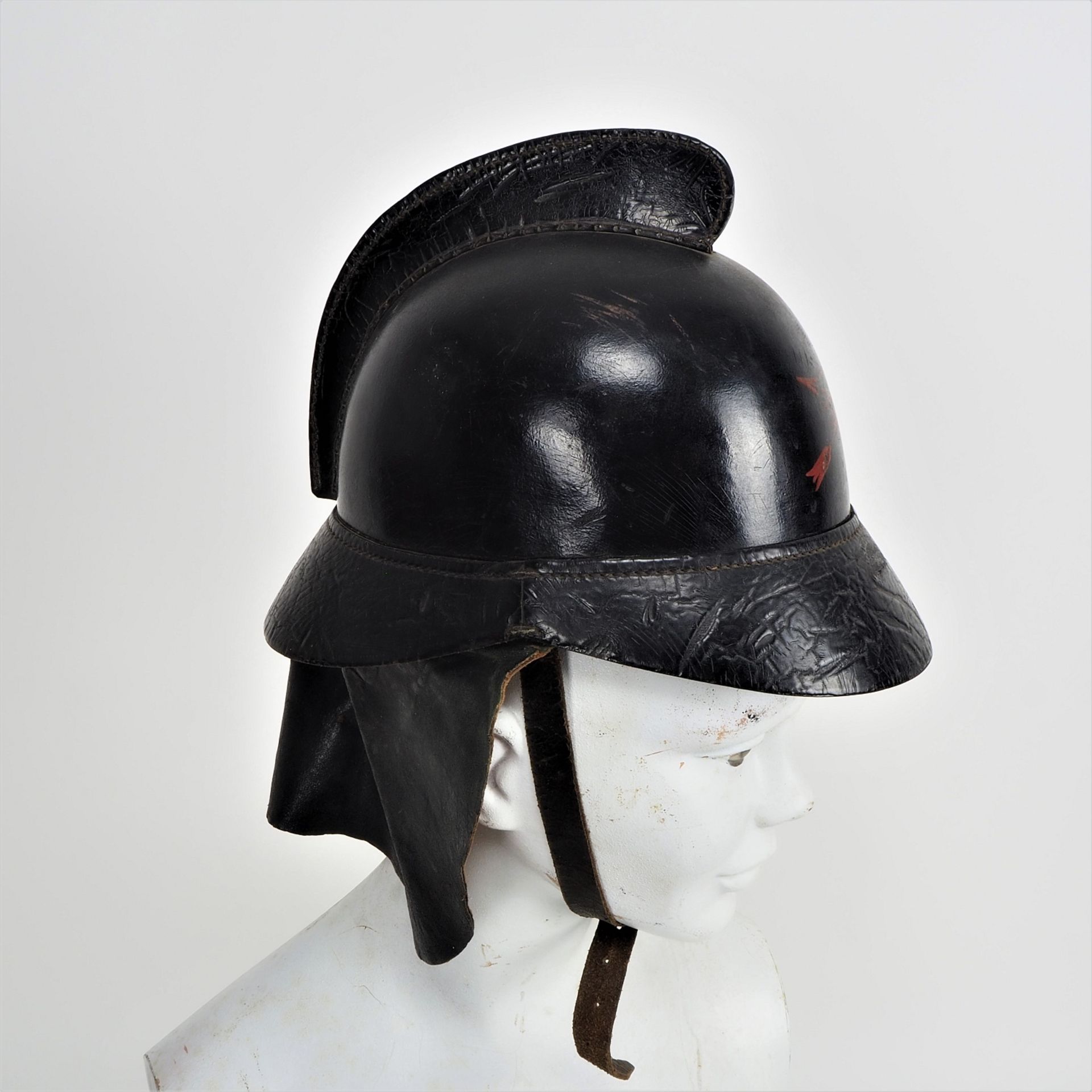Leather fire helmet at 1900, probably South Germany (German Empire) - Image 2 of 4