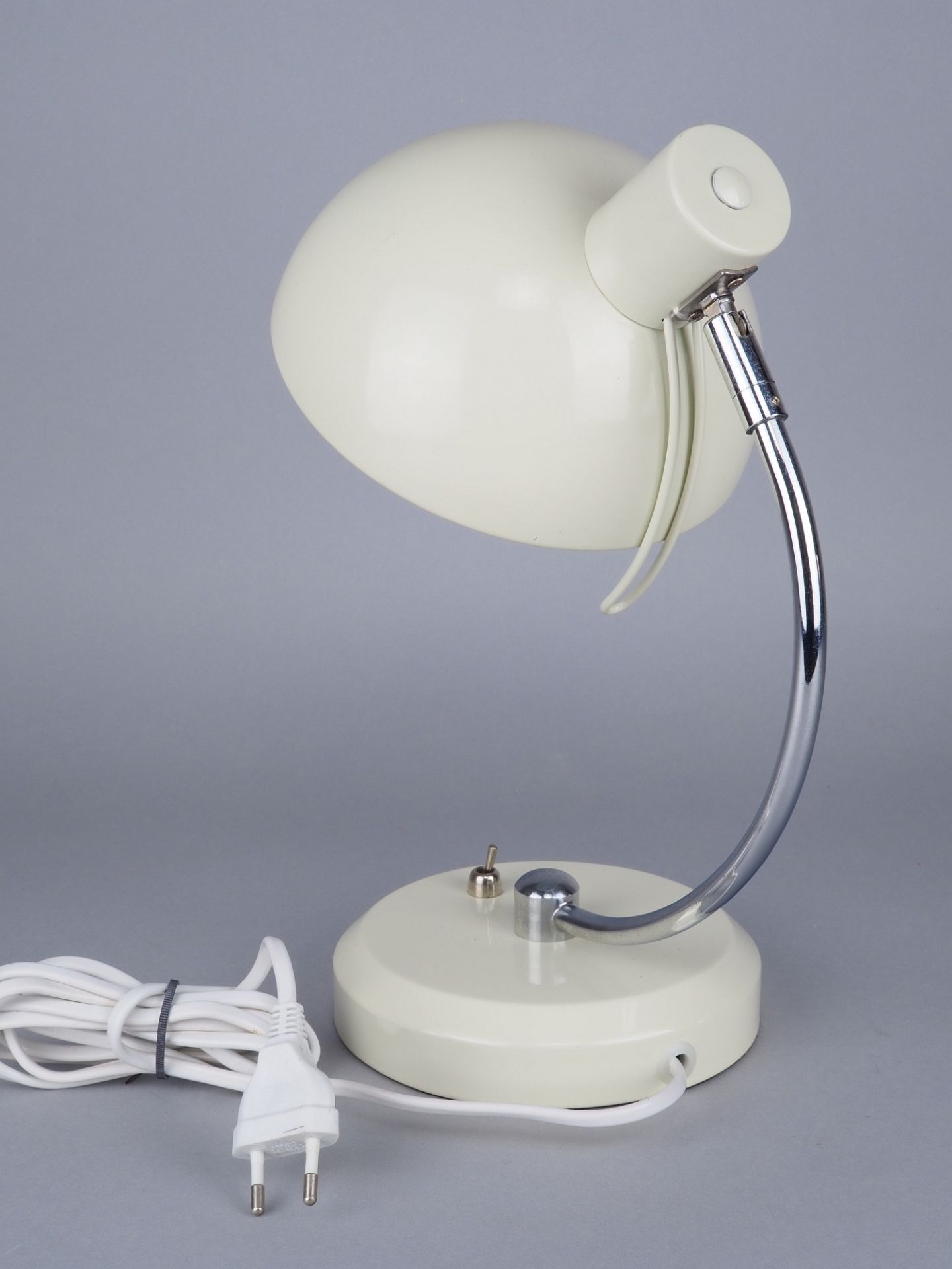 Table lamp - Image 2 of 2