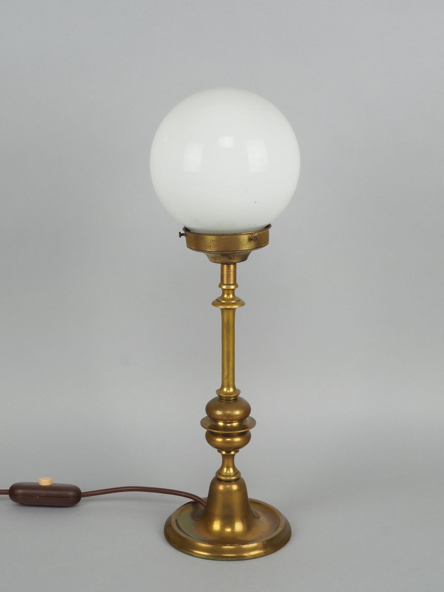 Table lamp around 1900