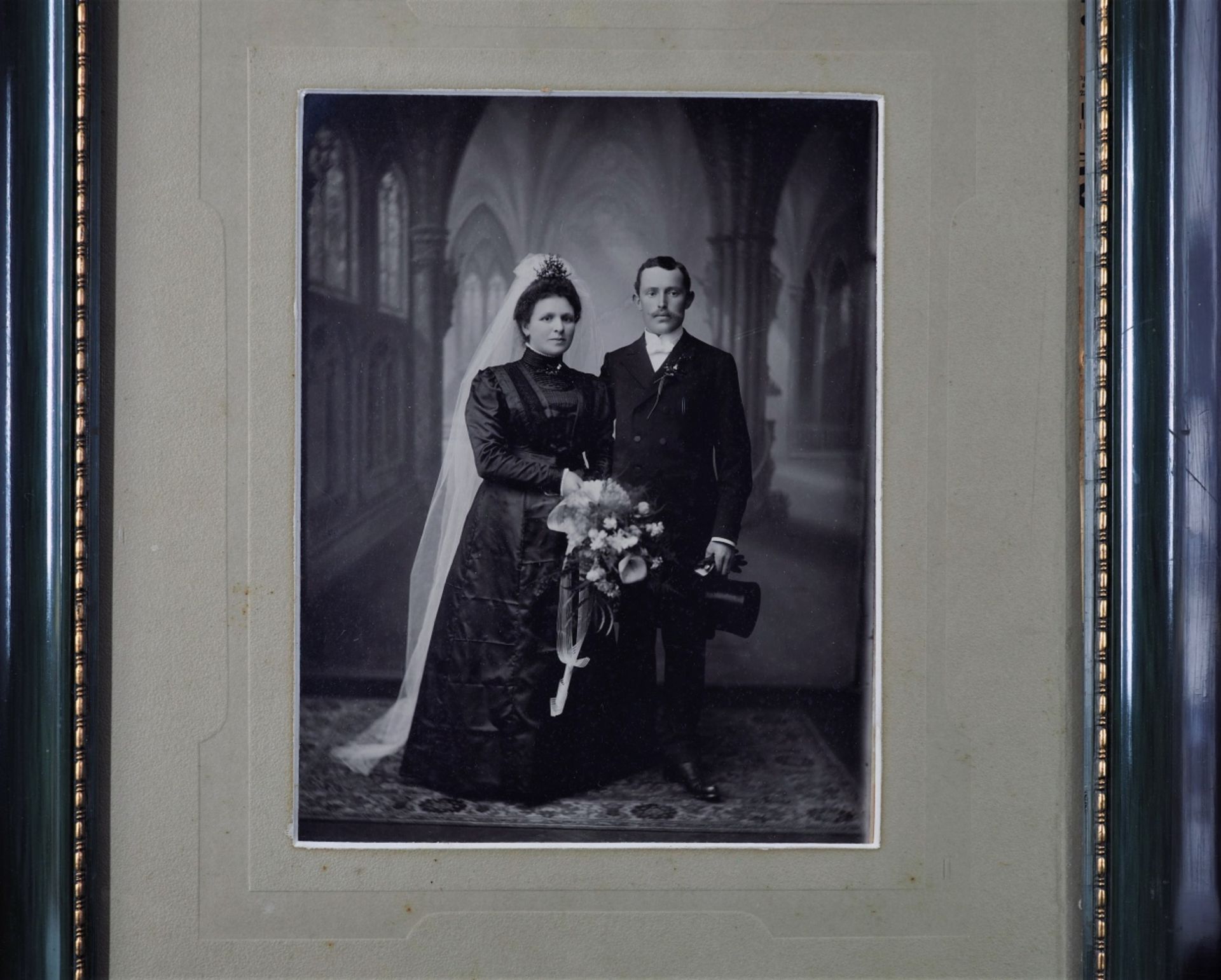 Wedding photographs around 1900, 2 pieces - Image 3 of 3