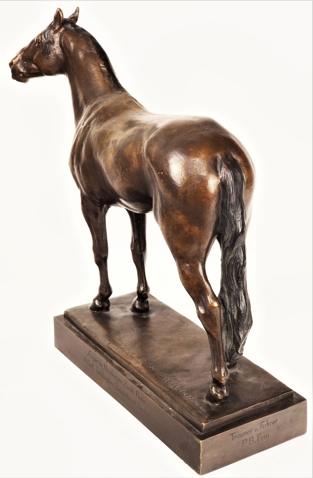 Albert Hinrich Hussmann (1874, Cuxhaven - 1946, Berlin) - Standing Horse - Image 3 of 10