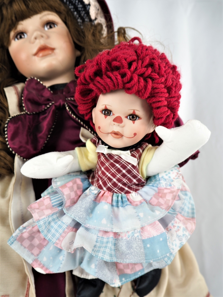 Big artist doll, girl with baby - Image 2 of 4