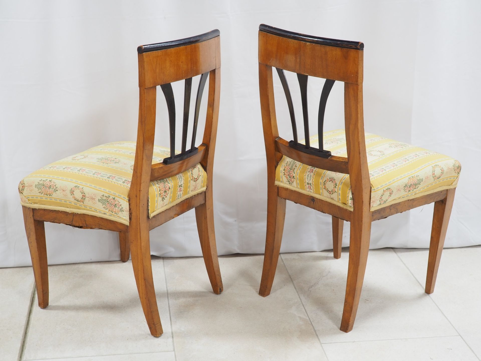 Paar Biedermeier Stühle, süddeutsch um 1810 - Bild 2 aus 3
