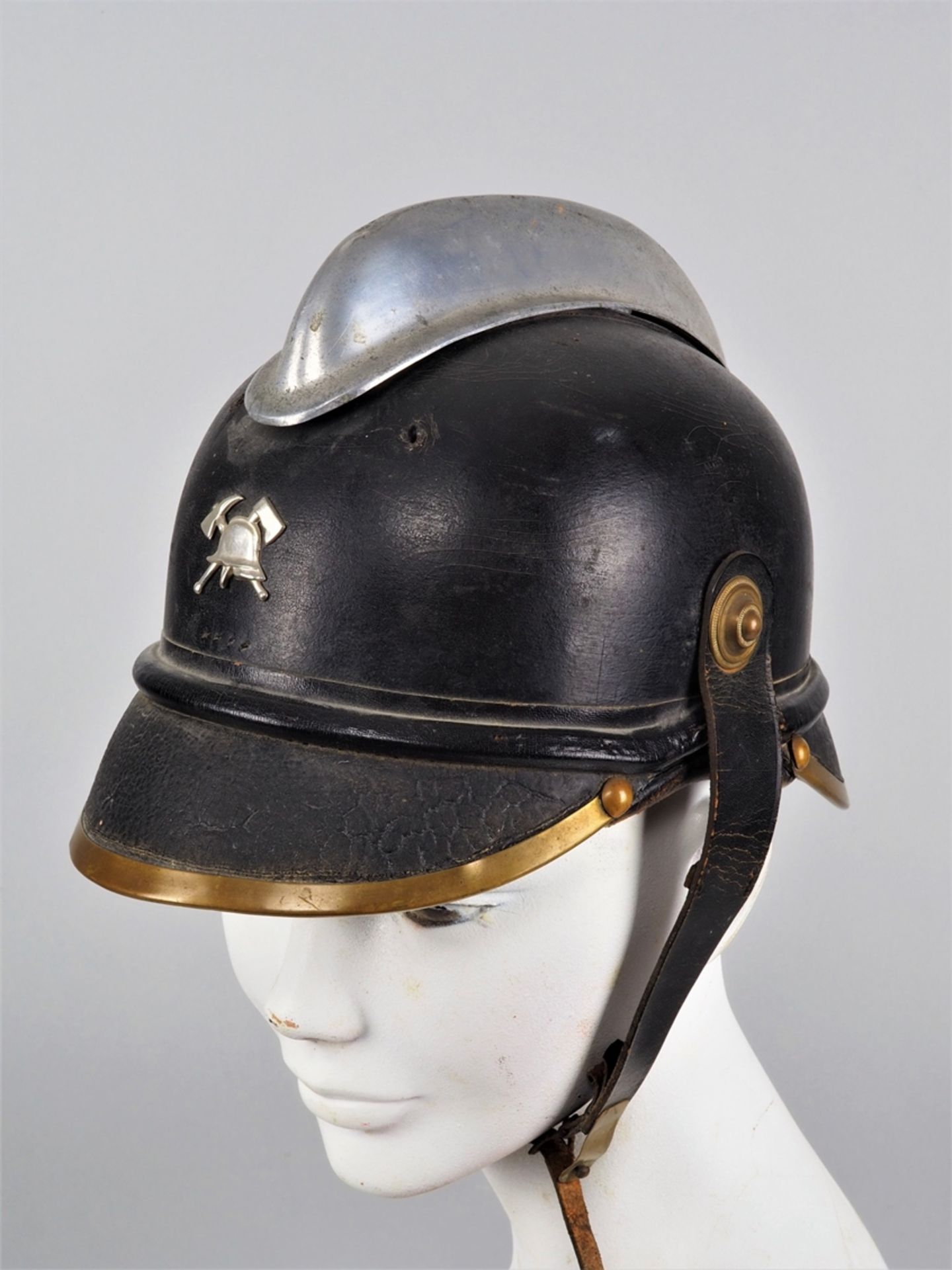 Leder Feuerwehrhelm um 1900, wohl Süddeutschland - Bild 2 aus 4