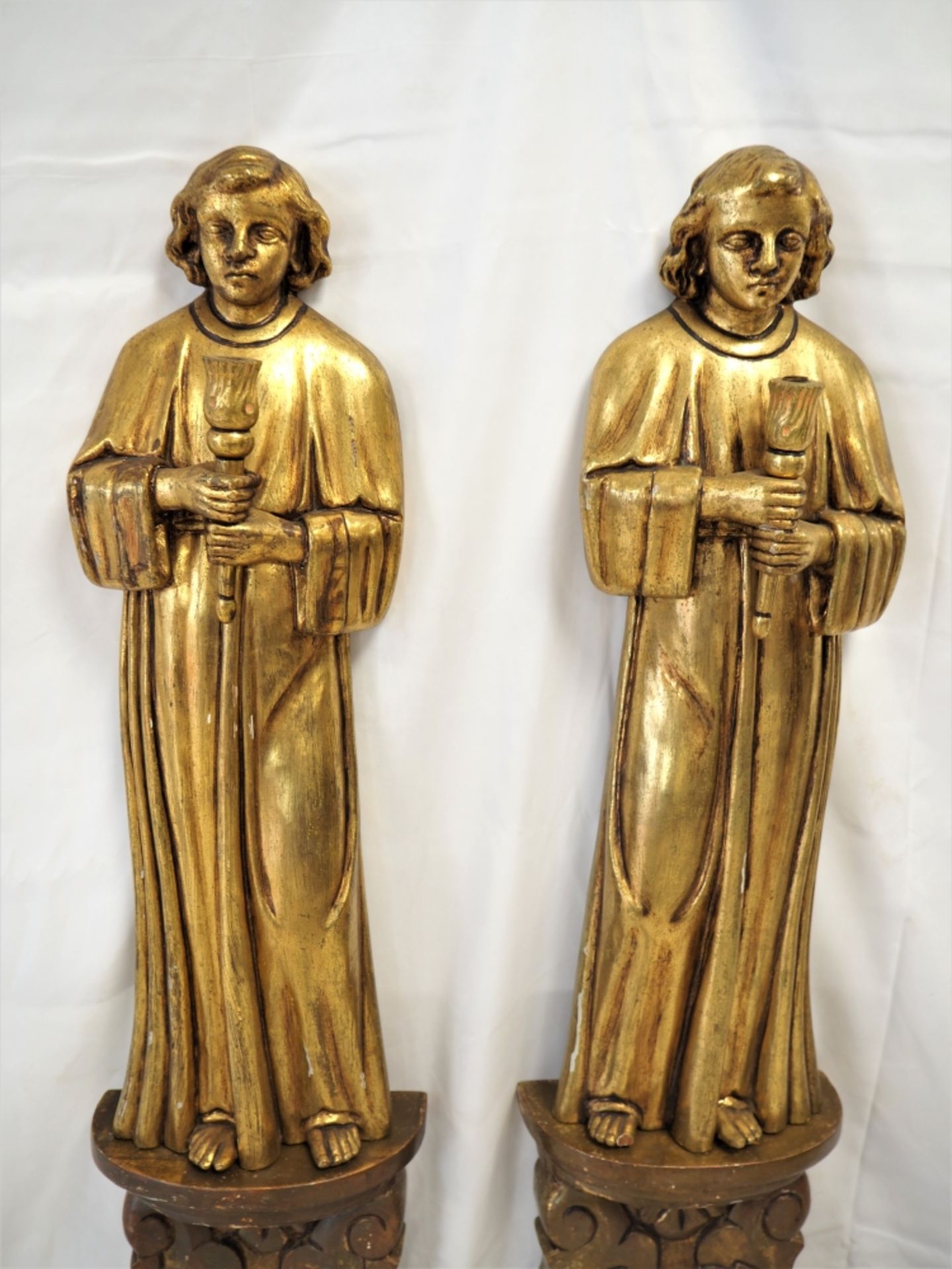 Paar Kerzenträger Ministranten aus Holz, wohl Ende 19. Jh. - Bild 2 aus 6