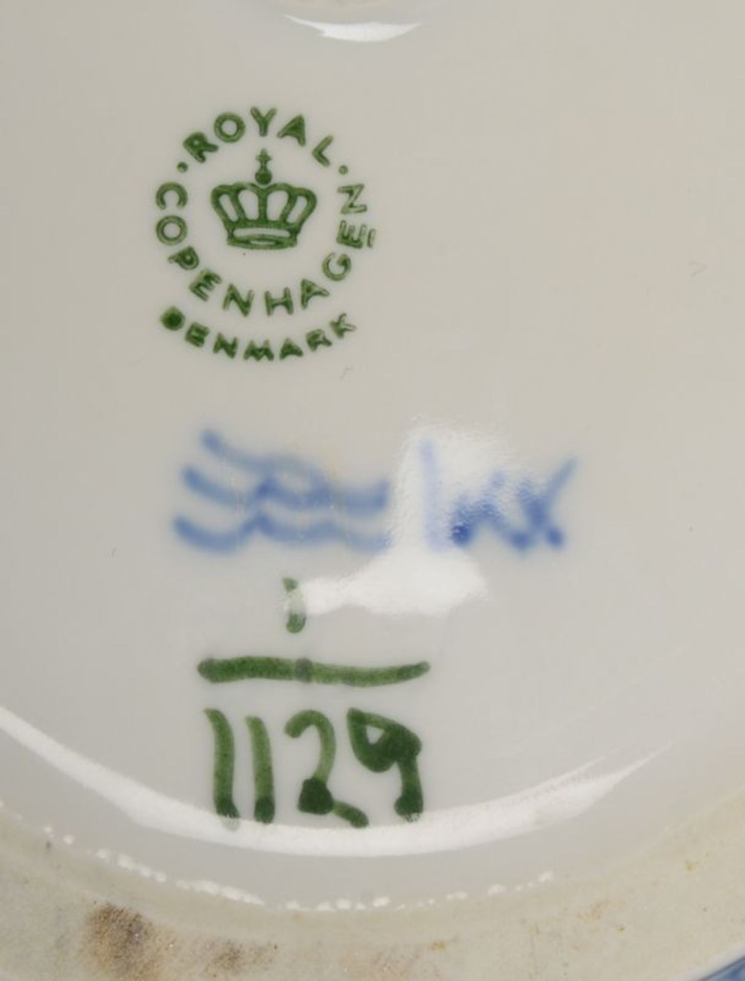 Royal Copenhagen, Deckelschale/Terrine, ovale Form, Dekor &#039;Halbspitze&#039;; Breite 26,5 cm, (H - Bild 3 aus 3