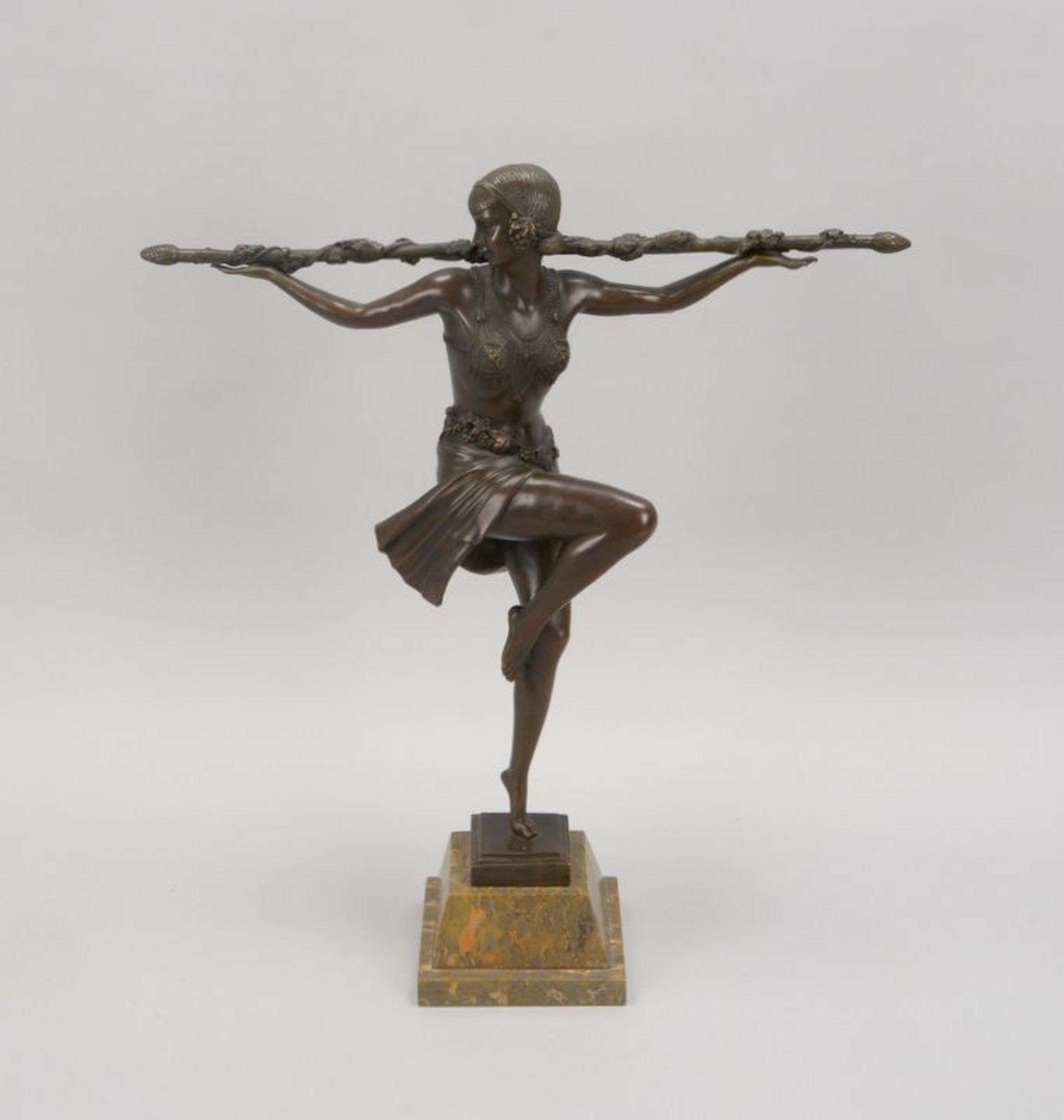 Le Faguays, Pierre (1892 - 1962), Bronzeskulptur, &#039;Art d&eacute;co-T&auml;nzerin mit Stab&#039;