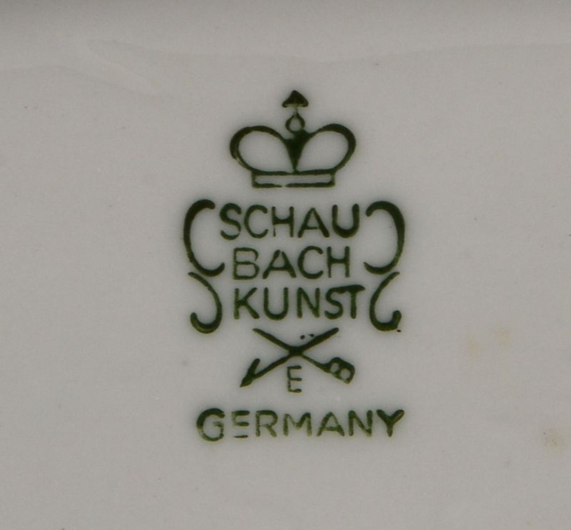 Schaubach Kunst, Porzellanfigur, &#039;Nackter Knabe mit Ziegenbock&#039;; H&ouml;he ca. 20 cm - Bild 2 aus 2