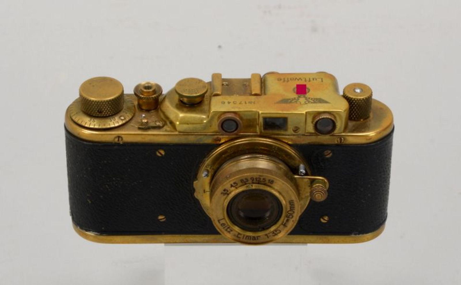 Reprokamera (III. Reich), Leica-Nachbau, mit Luftwaffen-Emblem; mit Objektiv - Bild 2 aus 4