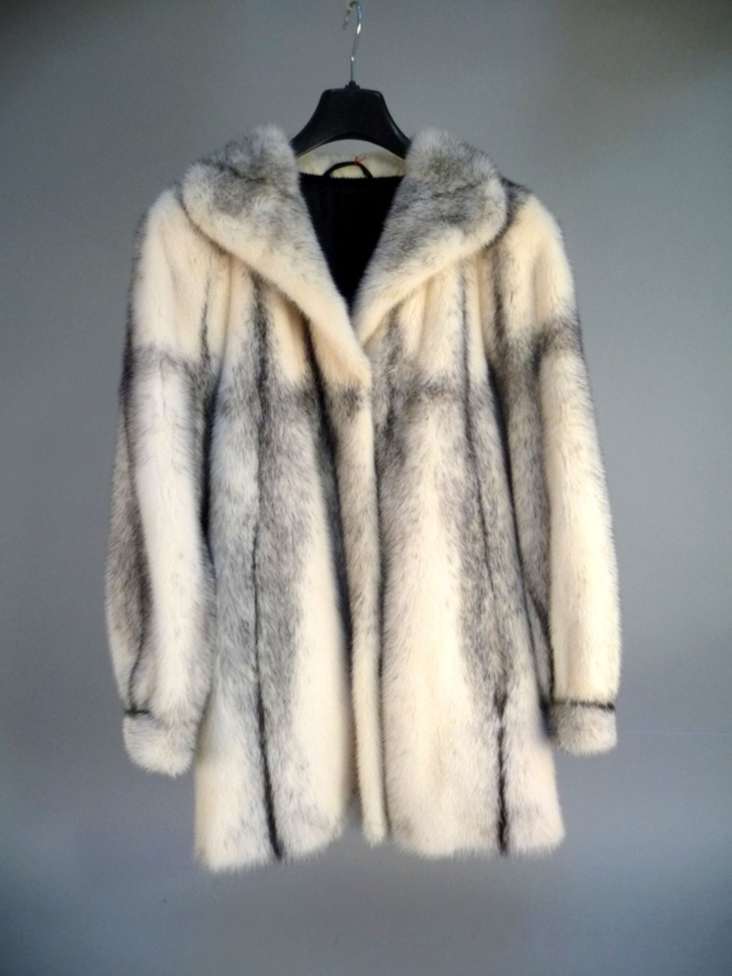 Damen-Pelzmantel, Polarfuchs, &#039;Saga Mink&#039;; Gr&ouml;&szlig;e 38/40