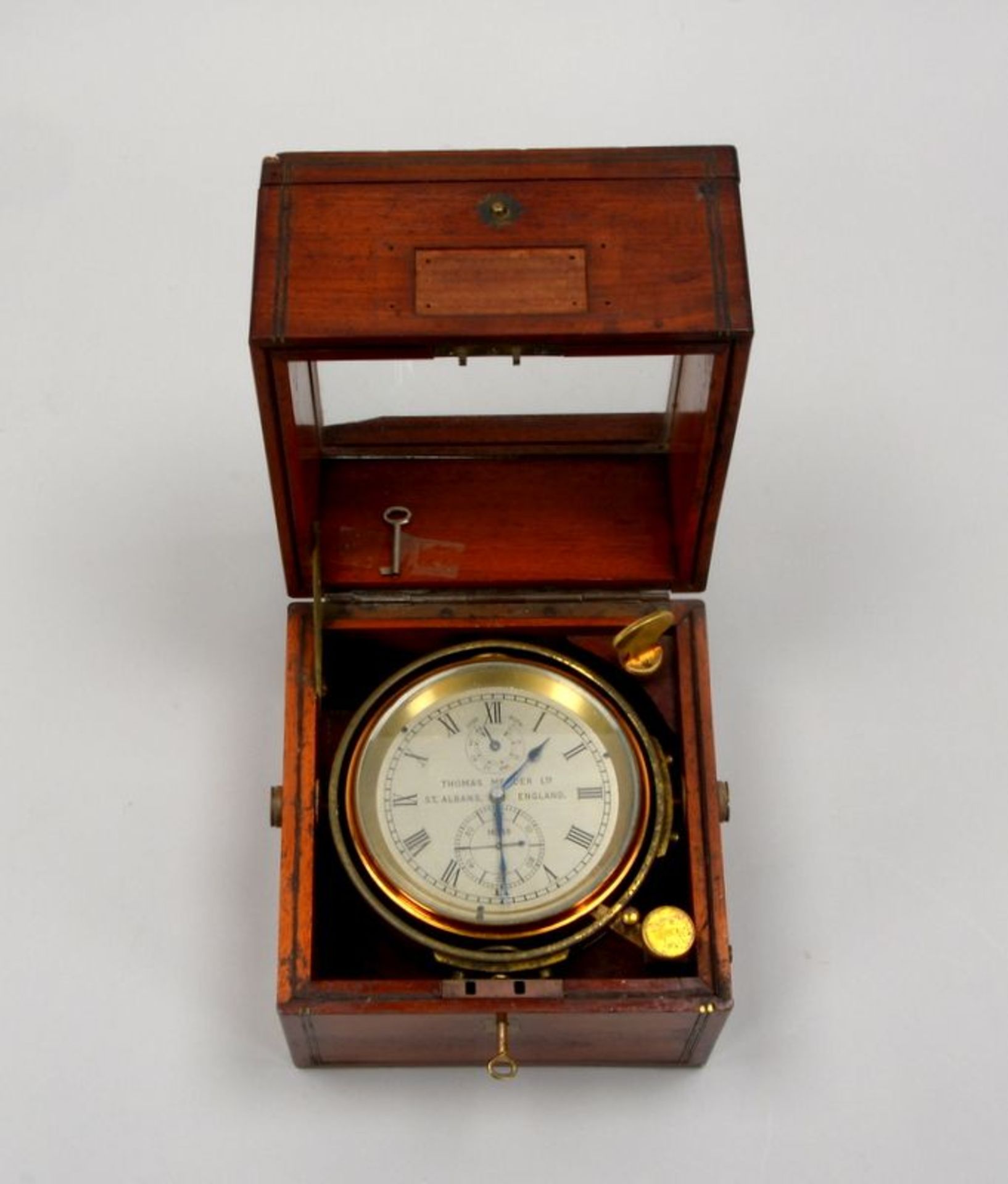 Marine-Chronometer (England), Thomas Mercer Ltd./St. Albans, Nr. &#039;18355&#039;, kardanisch gelag