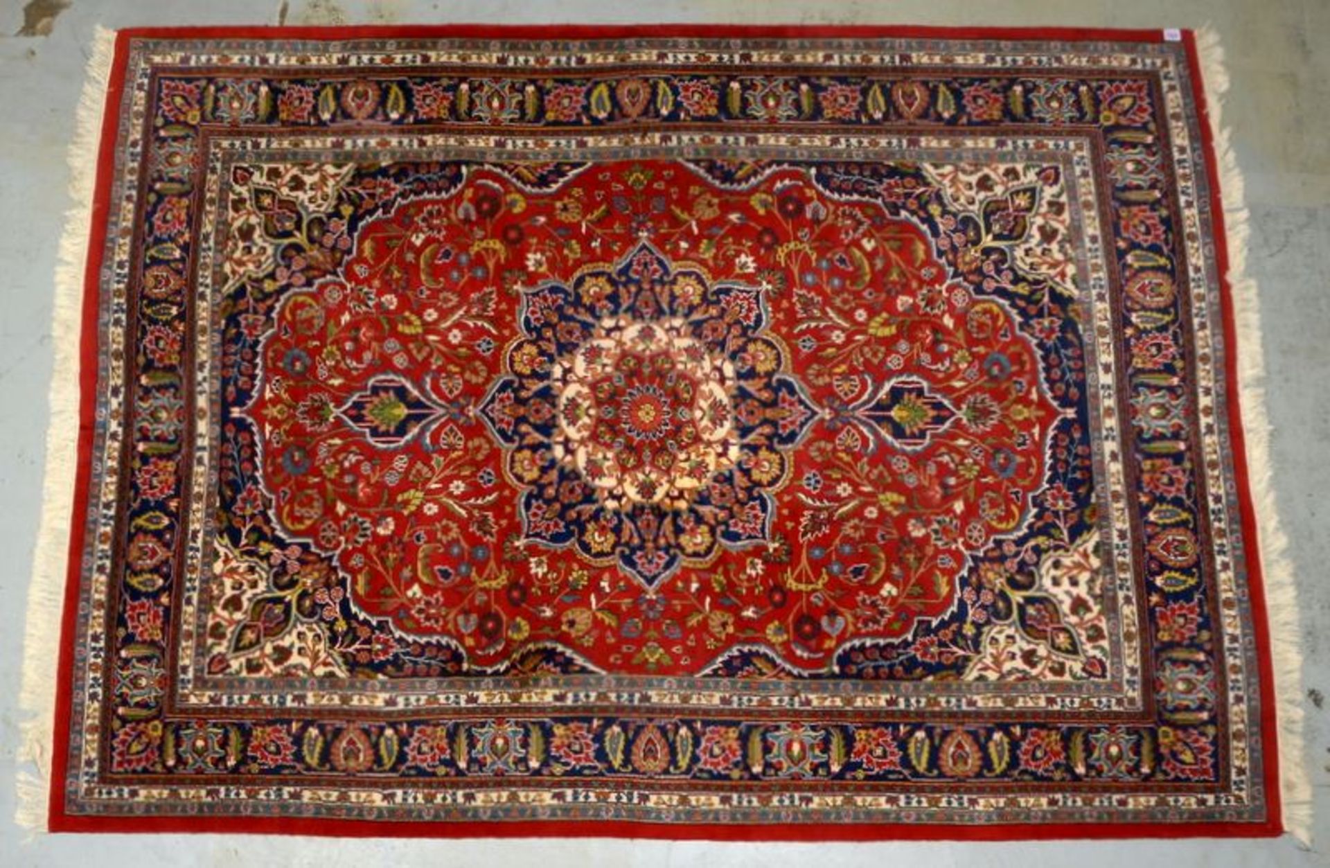 Mesched, Wolle auf Baumwolle, komplett, hochflorig/Flor in gutem Zustand; Ma&szlig;e 346 x 248 cm (l