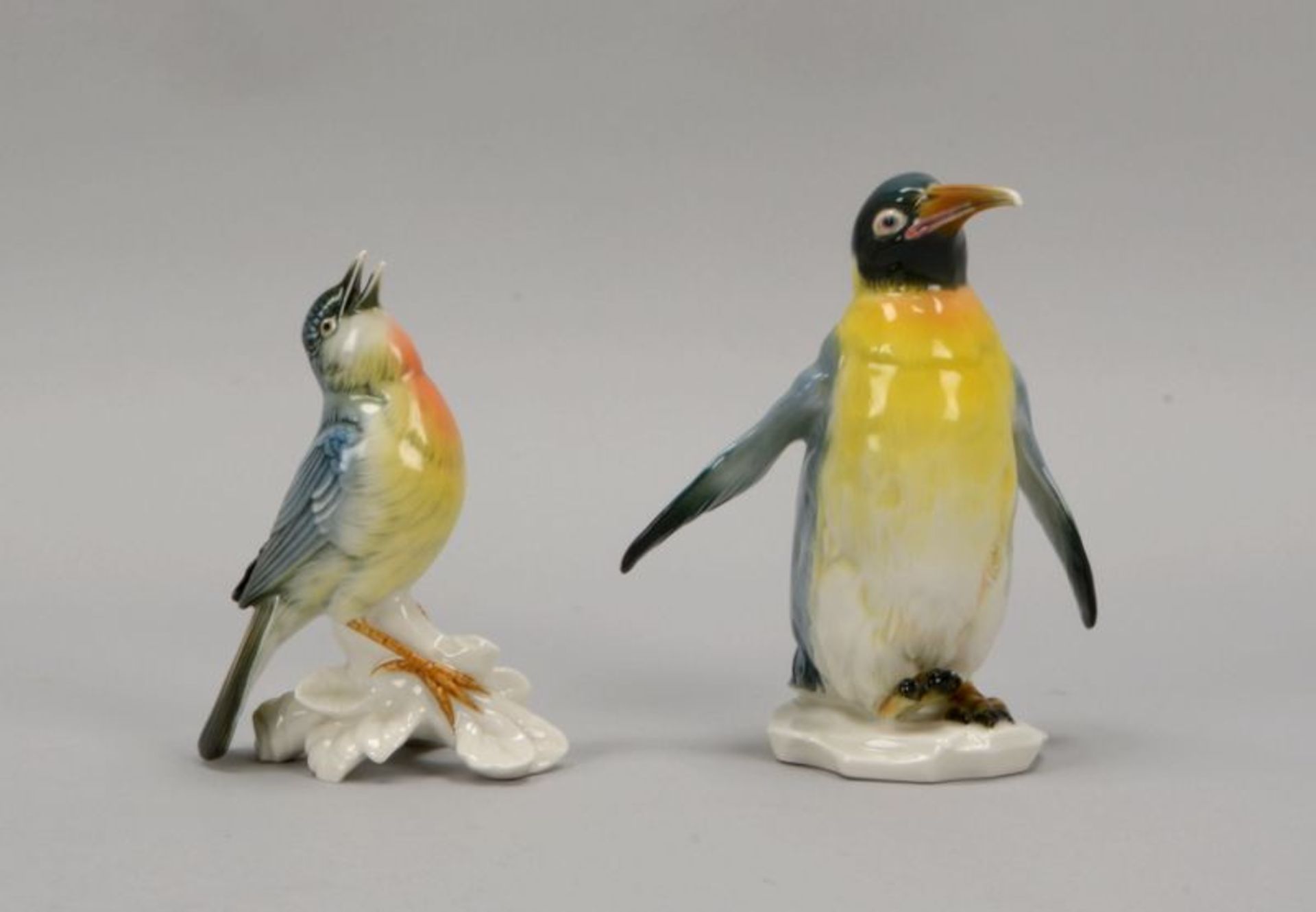 Ens/M&uuml;hlenmarke, 2 Porzellanfiguren, Vogelfiguren/davon 1x &#039;Pinguin&#039;; H&ouml;he 16 cm