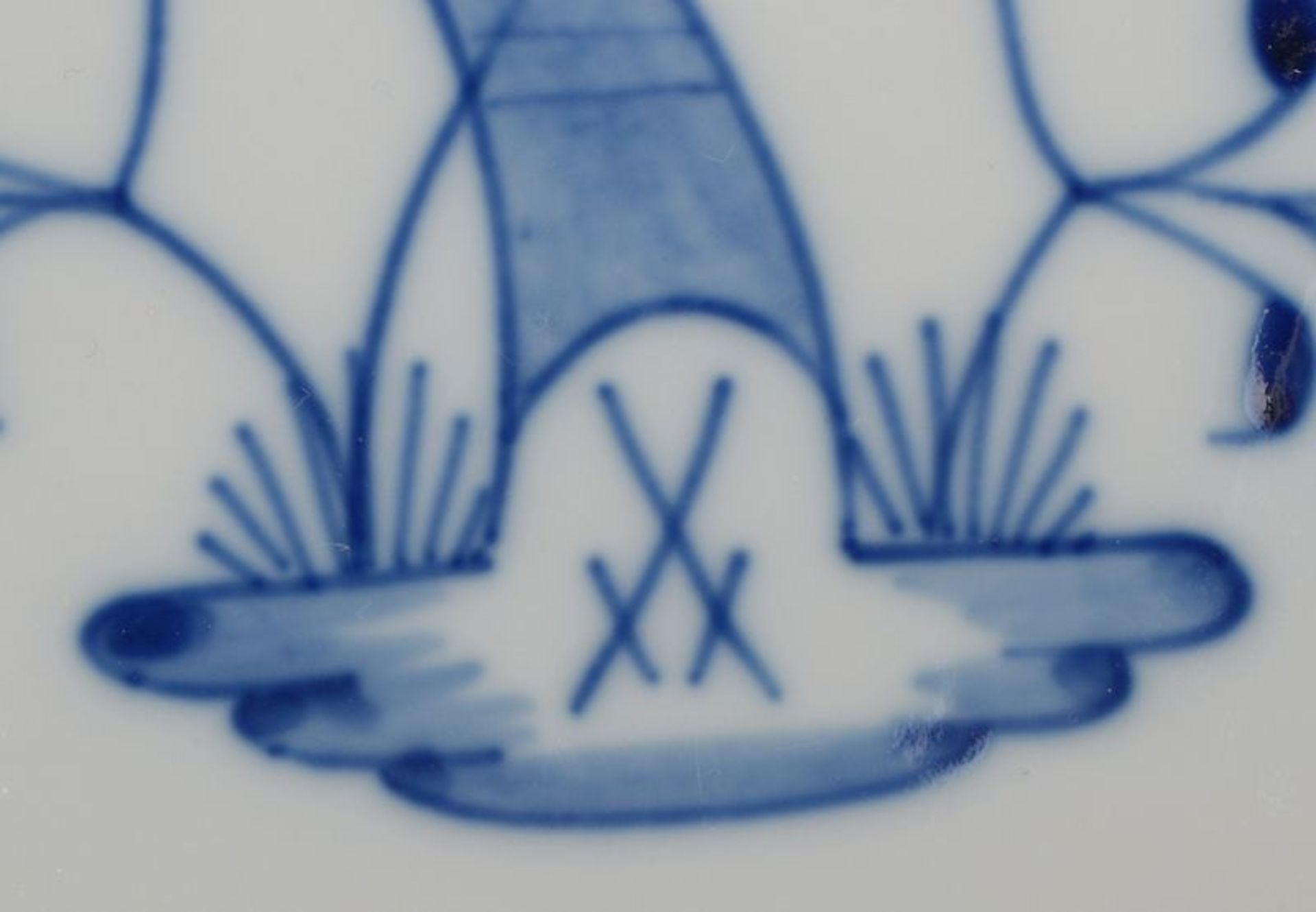Meissen (4-gestrichen), Prunktablett, mit Zwiebelmuster, Rocaillenrand mit Muscheln und Kartuschen; - Bild 3 aus 4