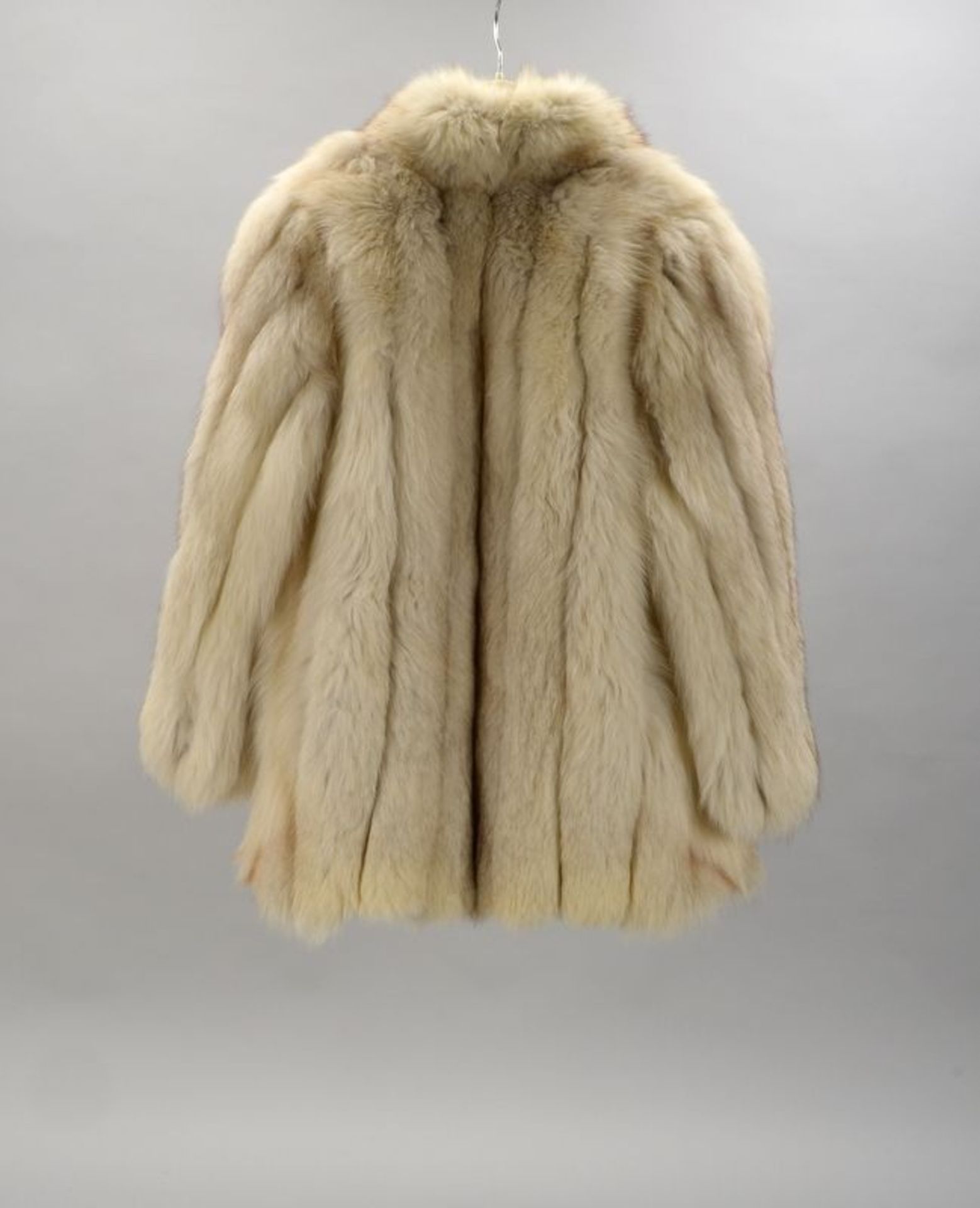 Damen-Pelzjacke, Polarfuchs; Gr&ouml;&szlig;e ca. 38/40 - Bild 2 aus 2