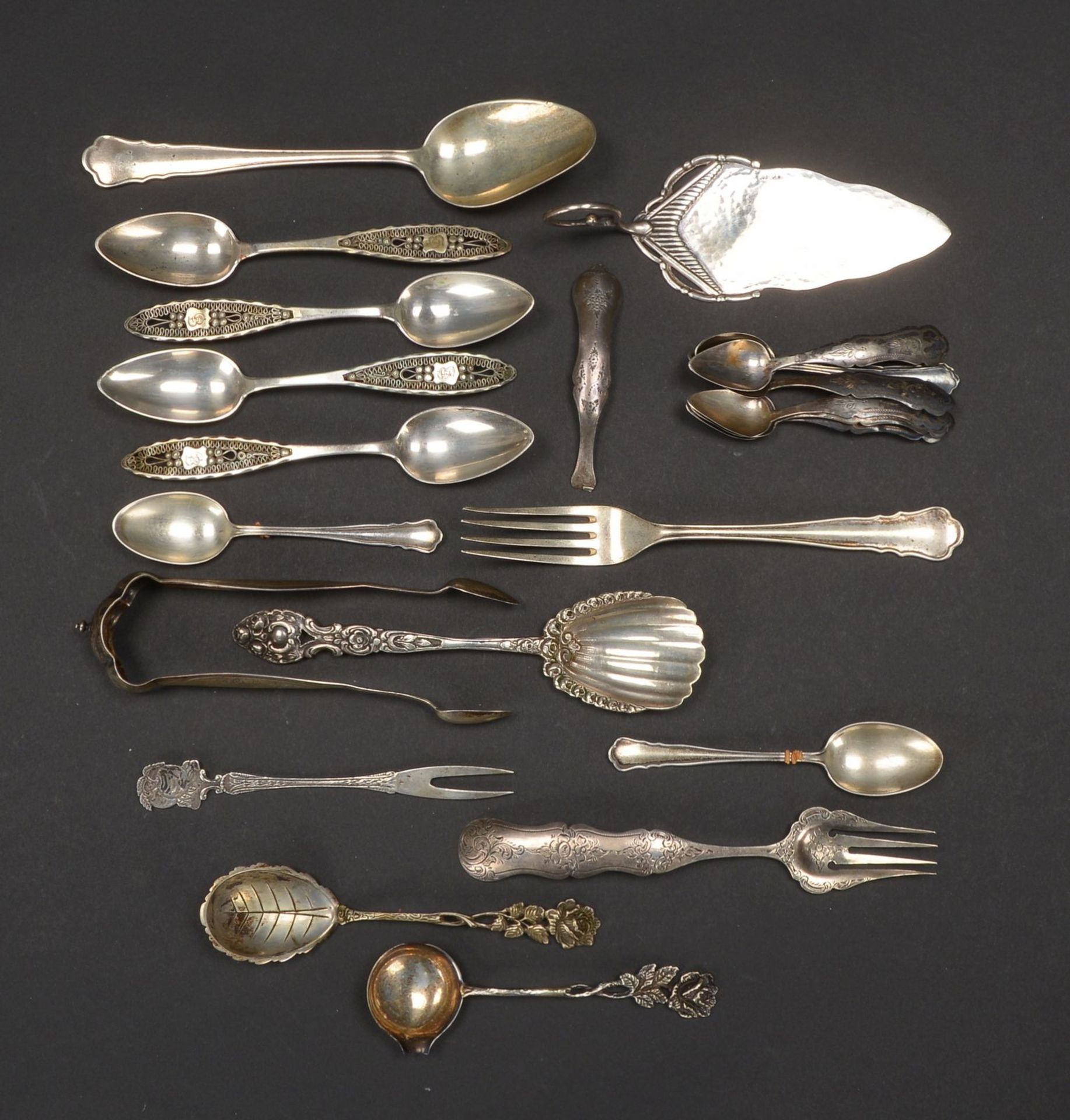 Tafelsilber-Lot, 800 Silber und 835 Silber, unterschiedliche Funktionen und Ausf&uuml;hrungen; Gesam