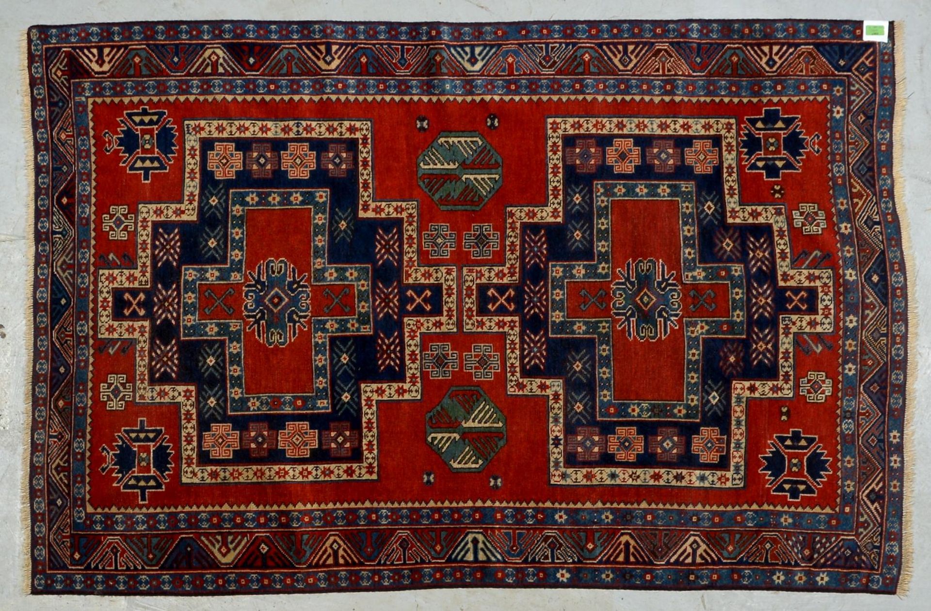 Antiker Shirwan (Kaukasus/Seishur-Gebiet), Wolle auf Wolle, feine Knuepfung, Seiten ringsum neu