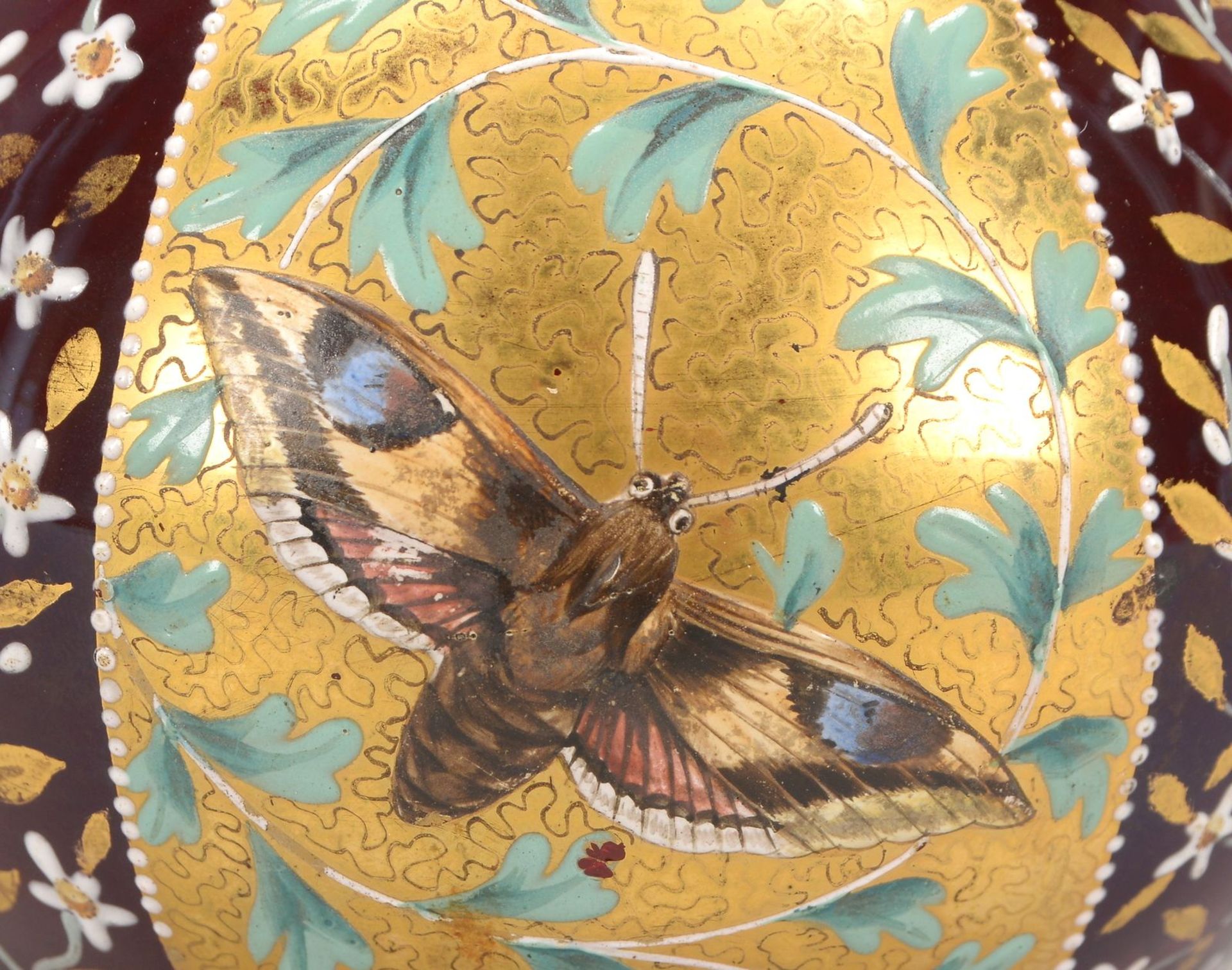 Vase, bauchige Form, Glas mit rotem &Uuml;berfang, mit Handbemalung (&#039;Insektenmotive&#039;) und - Bild 4 aus 4