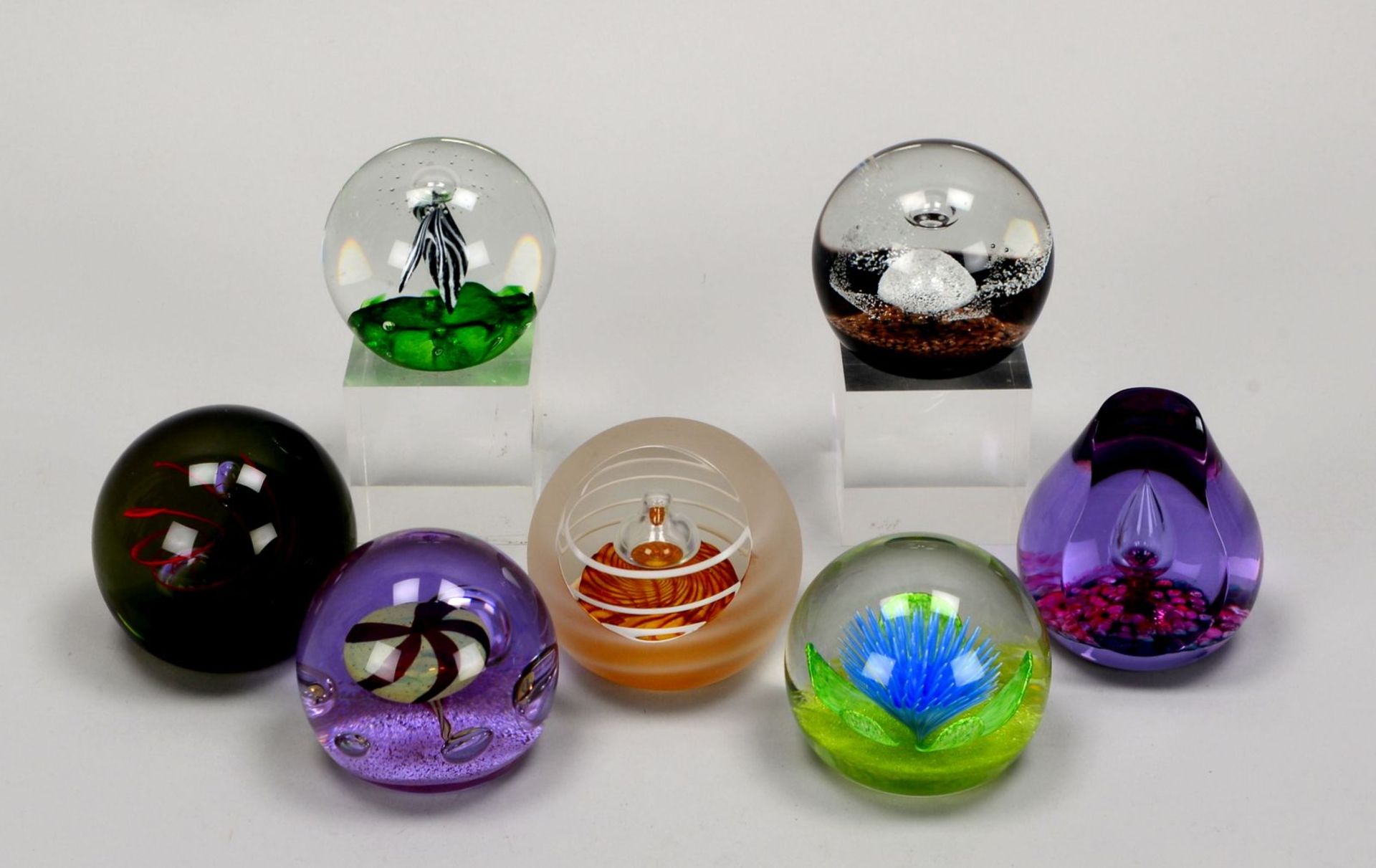 Kleine Sammlung Briefbeschwerer (Caithness/Schottland), &#039;Glass-Paperweights&#039;, unterschiedl - Bild 2 aus 2