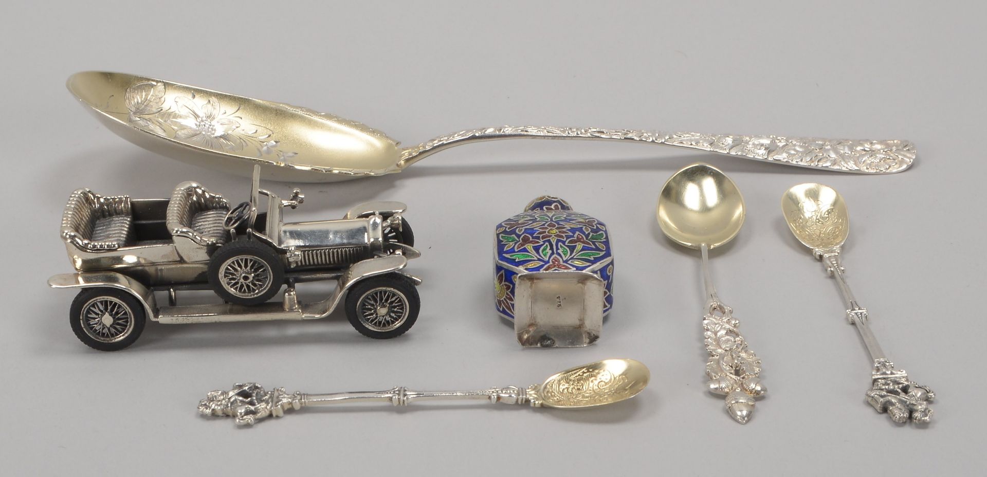 Silberteile-Konvolut, 925 Sterlingsilber (einzelner L&ouml;ffel 800 Silber), umfassend: einzelnes Ol - Bild 3 aus 4