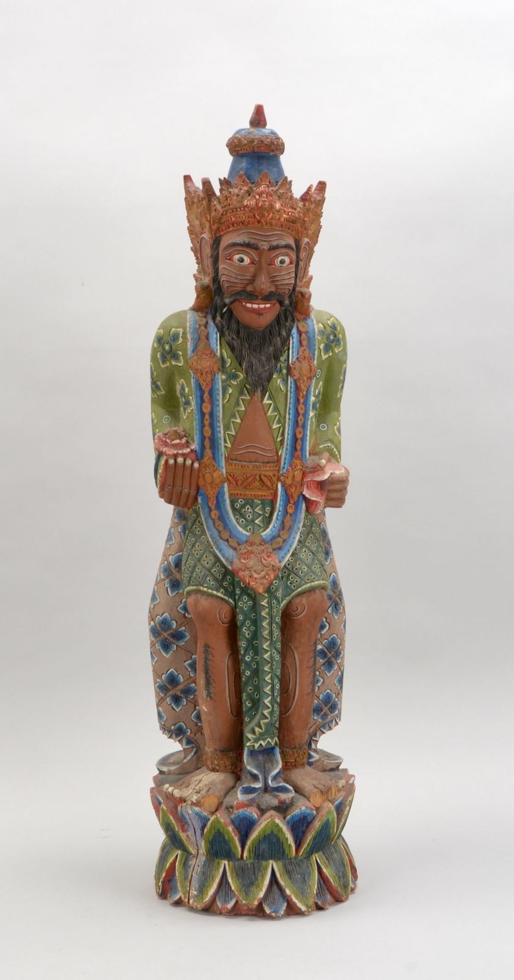 Holzfigur (Bali/Indonesien), handgeschnitzt, mit Bemalung; H&ouml;he 99 cm (mit einzelnen Fehlstelle