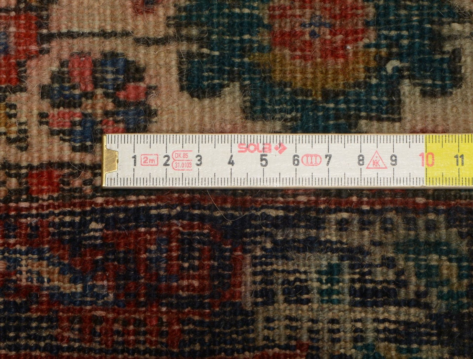 T&auml;briz, feste Kn&uuml;pfung, komplett und hochflorig; Ma&szlig;e 257 x 205 cm (mit minimalen Ge - Bild 2 aus 3