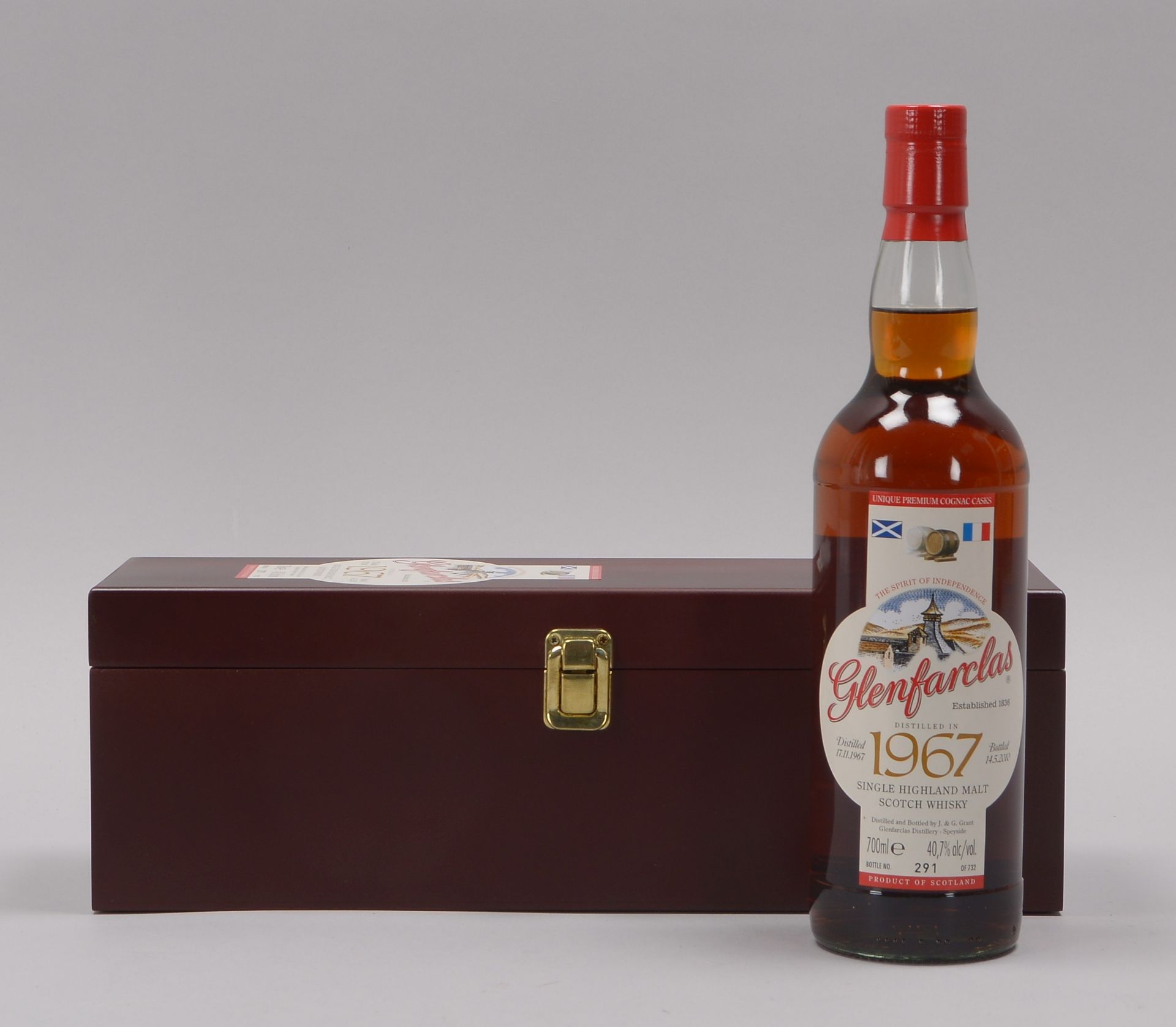 Sammlerwhisky: &#039;Glenfarclas Single Highland Malt Scotch Whisky&#039;, &#039;Distilled 17.11.196 - Image 3 of 4