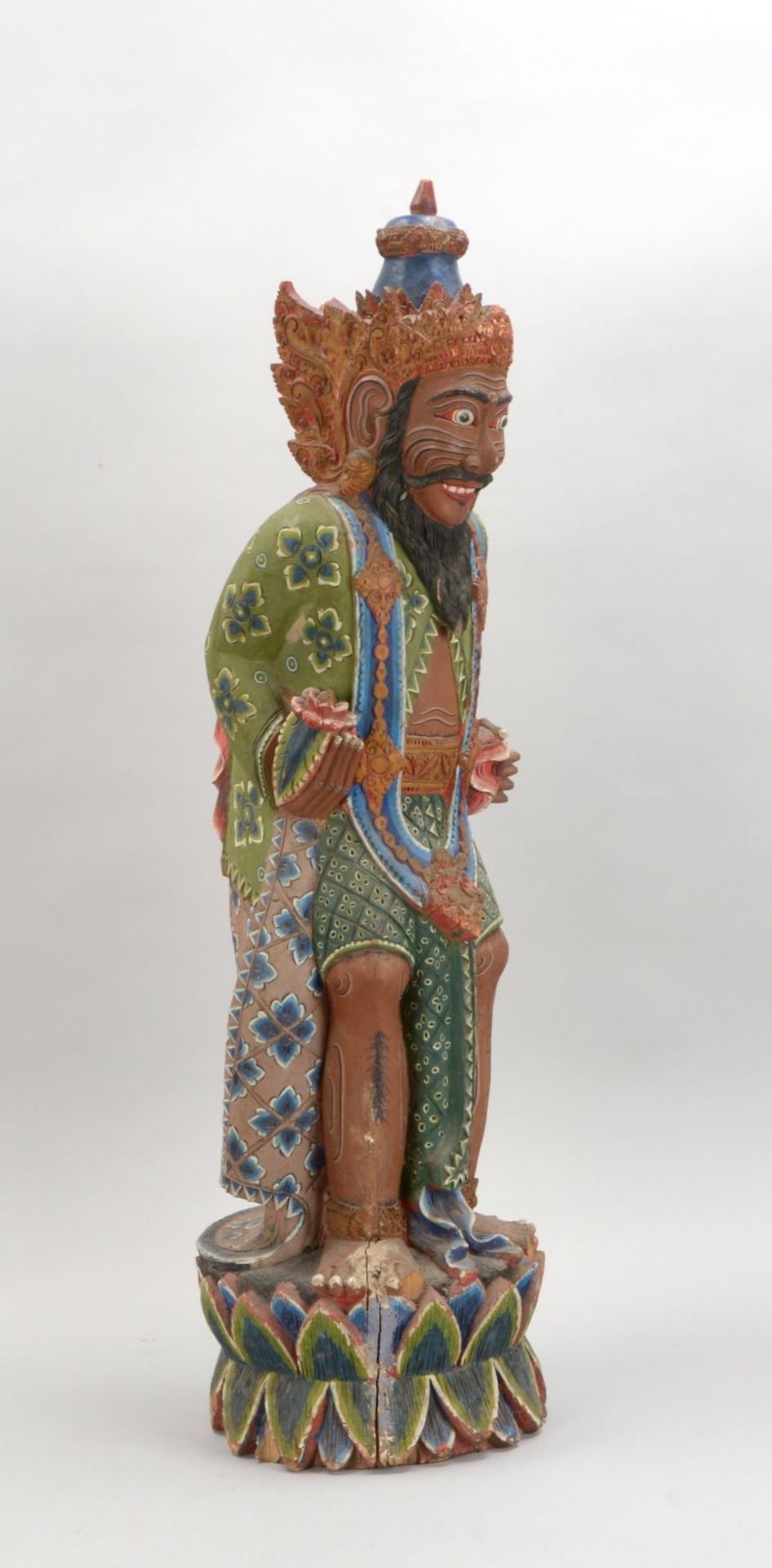 Holzfigur (Bali/Indonesien), handgeschnitzt, mit Bemalung; H&ouml;he 99 cm (mit einzelnen Fehlstelle - Image 2 of 2