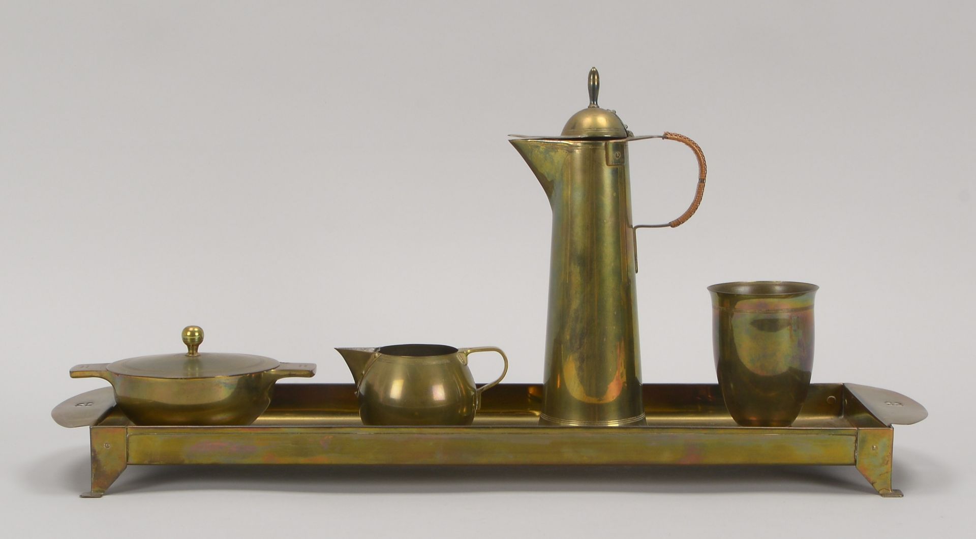 Eisenloeffel, Jan (1876 - 1957), Mokka-Set (Niederlande/um 1905 - Art d&eacute;co), Messing, 5-teili