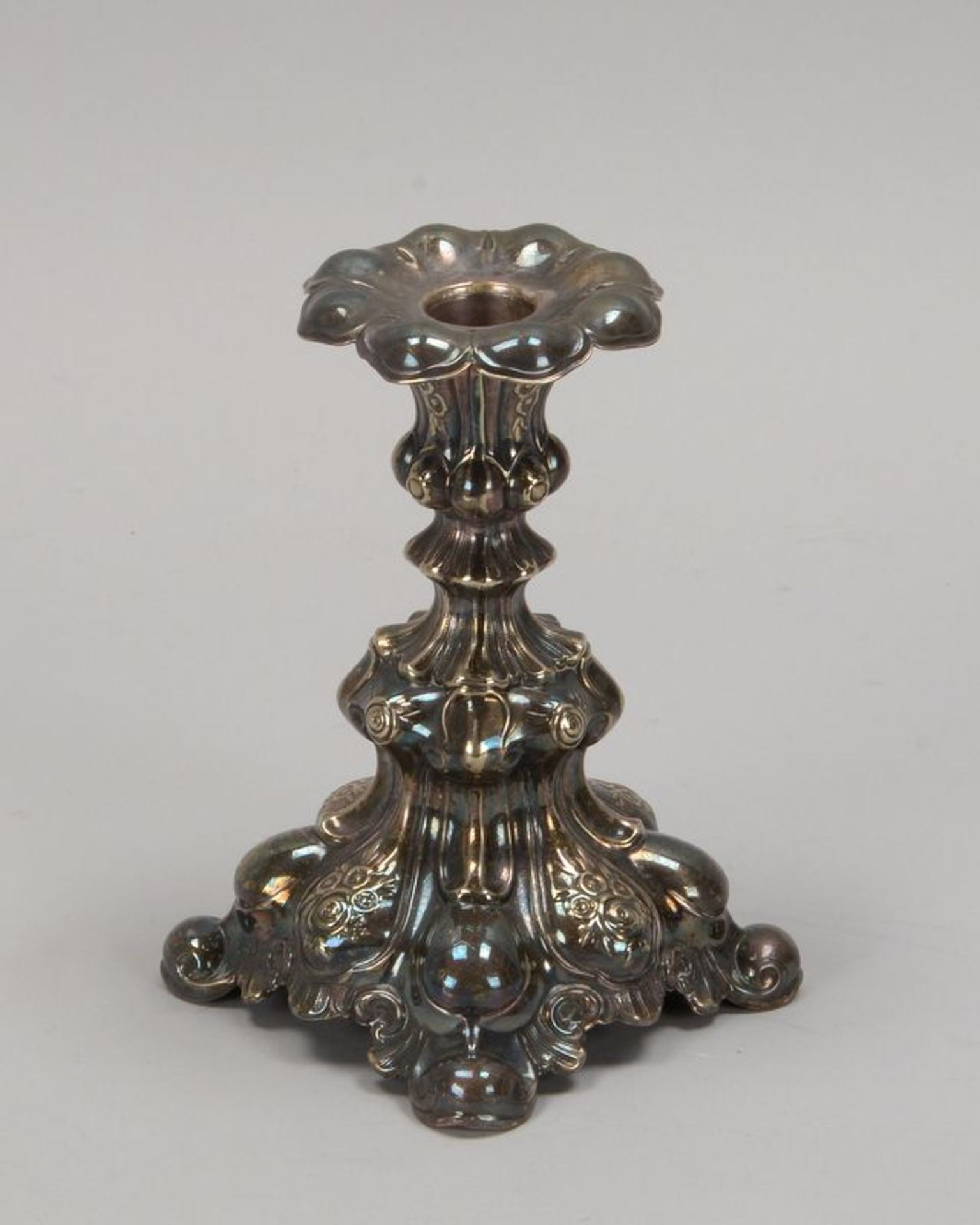 Kerzenleuchter, Silber (gepr&uuml;ft), barocke Form, Fu&szlig; gef&uuml;llt; H&ouml;he 17 cm - Bild 3 aus 3