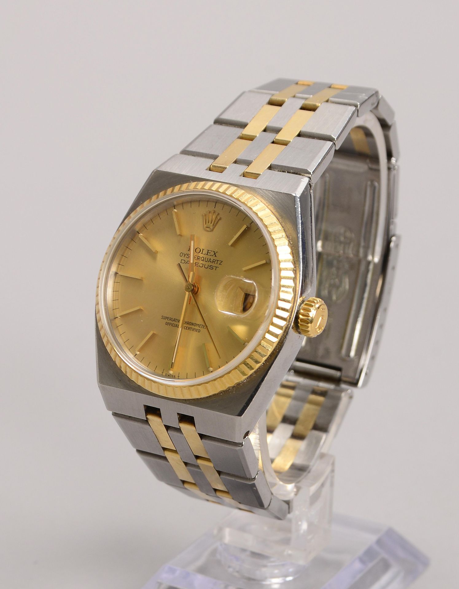 Herrenarmbanduhr (Chronometer der Superlative), Rolex Oysterquarz Datejust, - Image 2 of 3