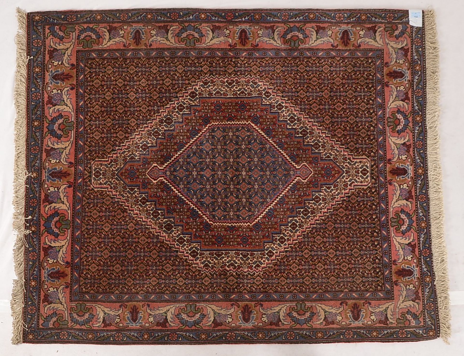 Senneh-Orientteppich, feste K&uuml;pfung, hochflorig/in gutem Zustand; Ma&szlig;e 148 x 124 cm