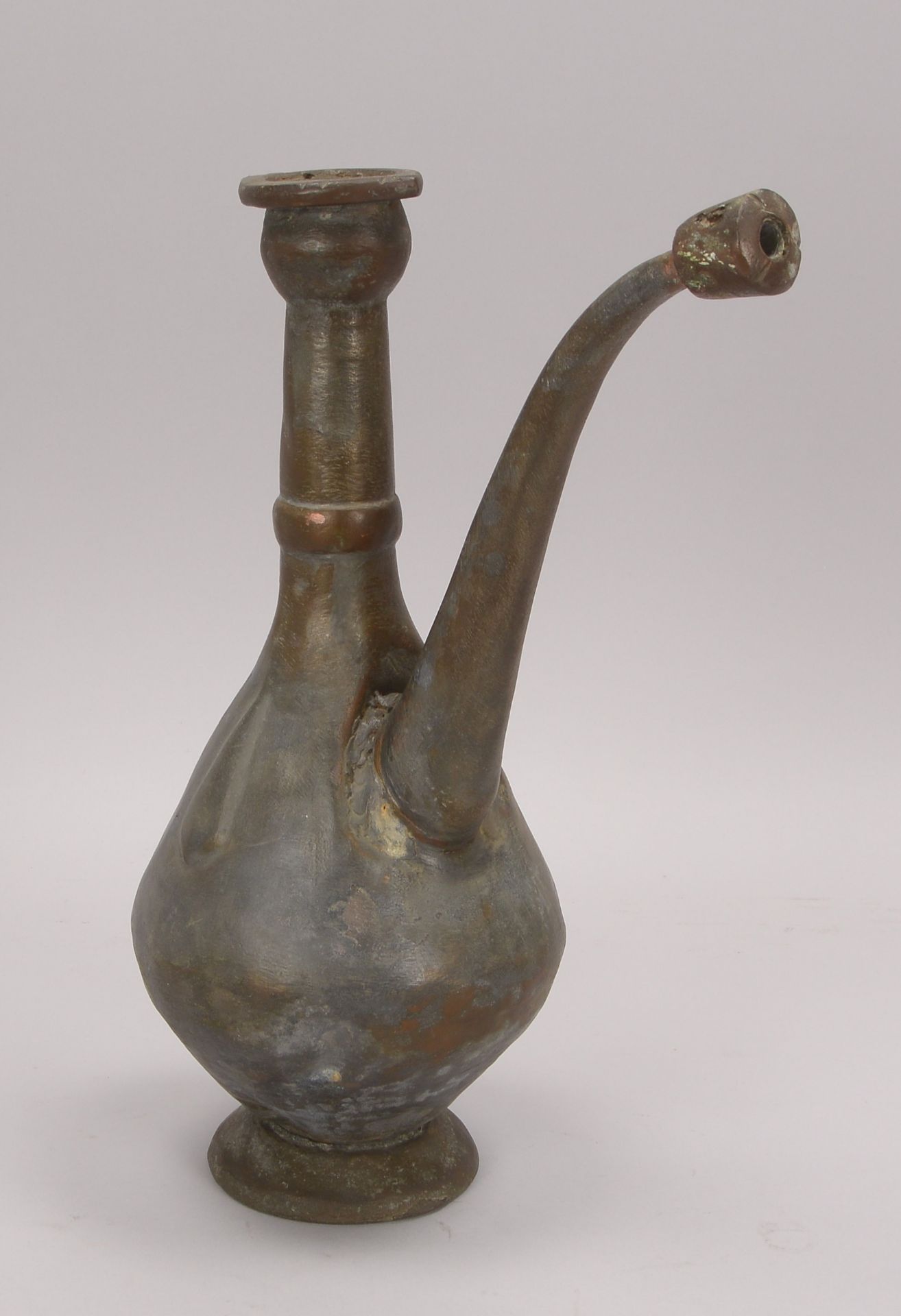 Kanne (osmanisch, wohl 17. Jahrhundert), Kupfer, Hoehe 38 cm