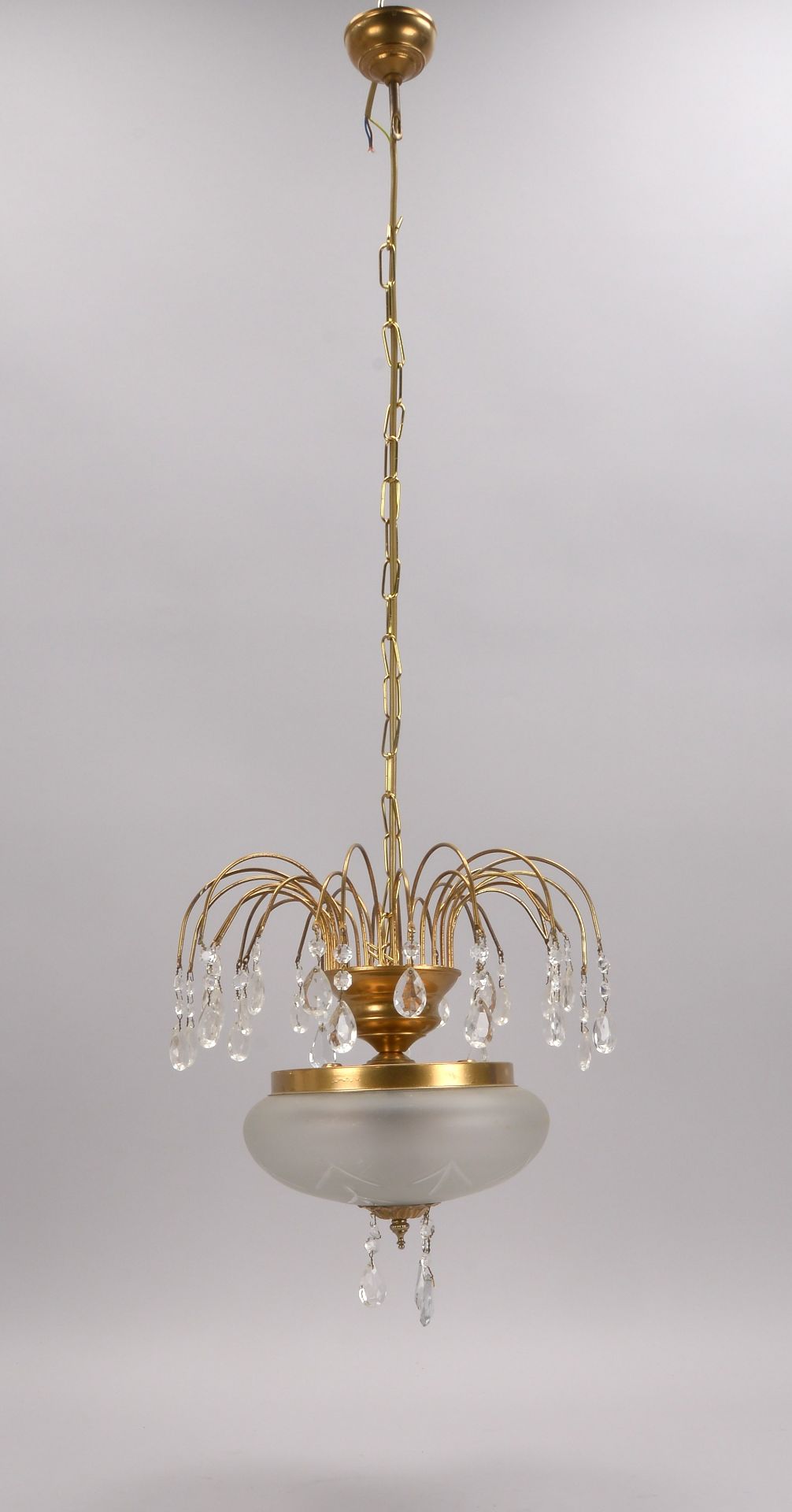 Deckenlampe, 2-flammig, mit Glasschirm, teils mit Kristallbehang, Abhaenghoehe 100 cm, Durchmesser 3 - Image 2 of 2