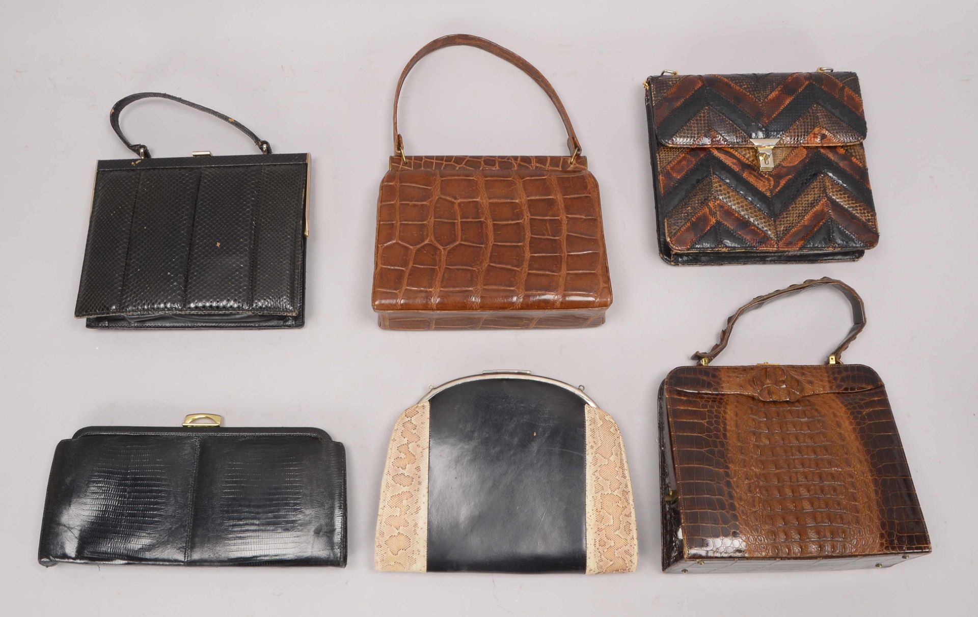 Damenhandtaschen-Konvolut, Vintage-Modelle, Krokoleder und Schlangenhaut, verschiedene Ausfuehrungen