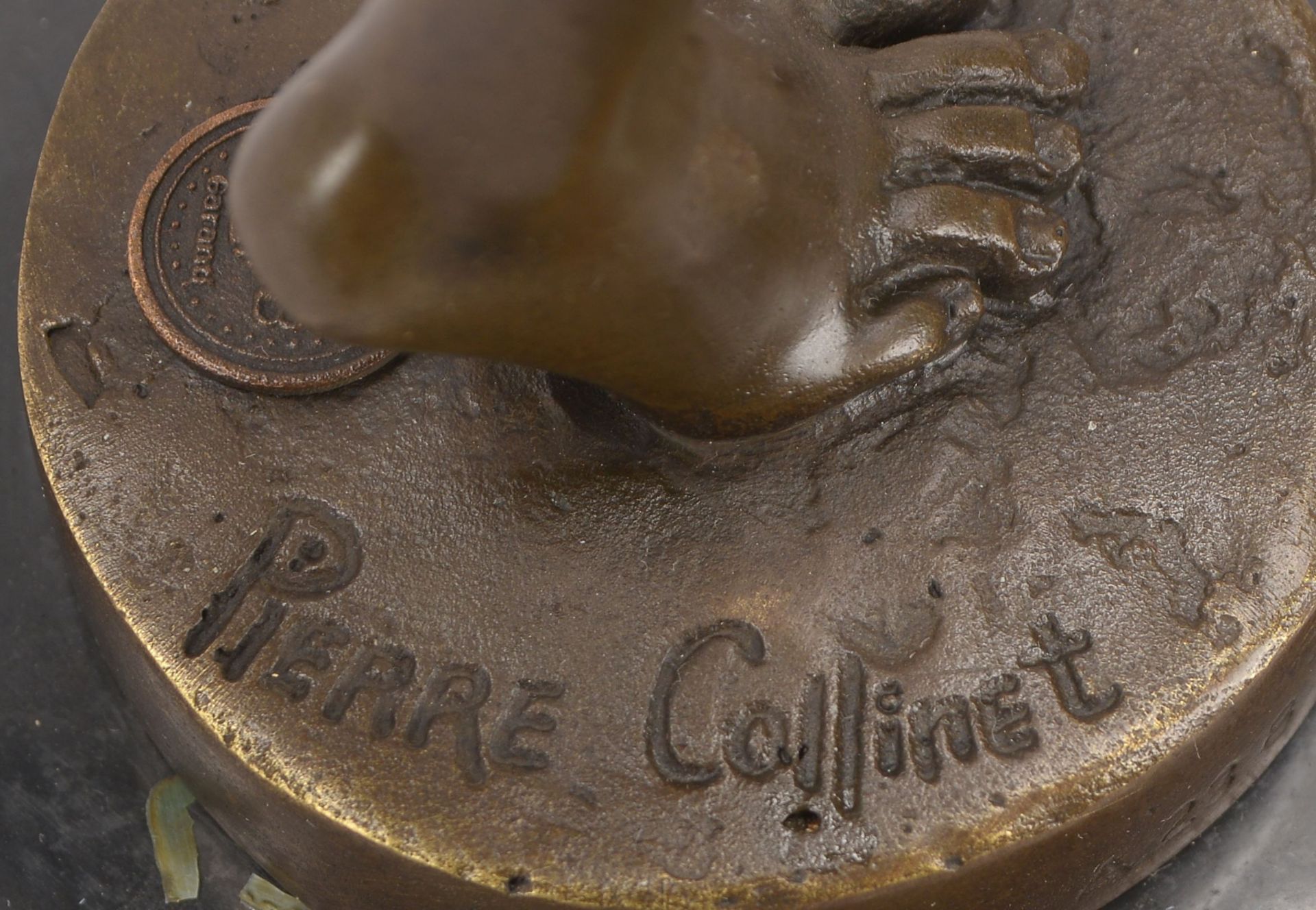 Skulptur (Bronzeguss nach Pierre Collinet), -Taenzerin mit Blumengirlande-, Figur mit Giesserpfennig - Image 2 of 2